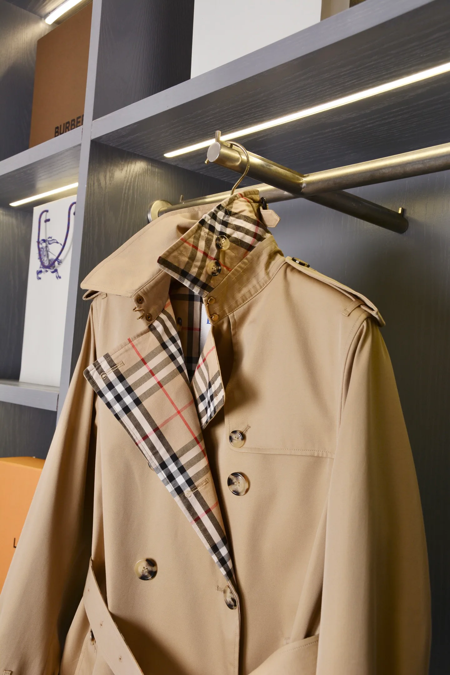 Women's Trench Coats BURBERRY 18512846
