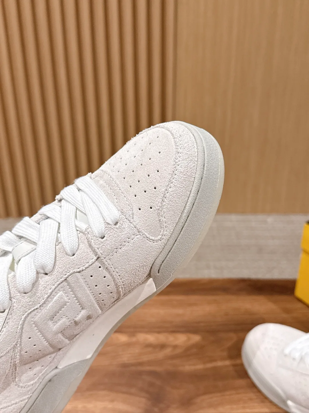 Women's Sneakers FENDI 17799444