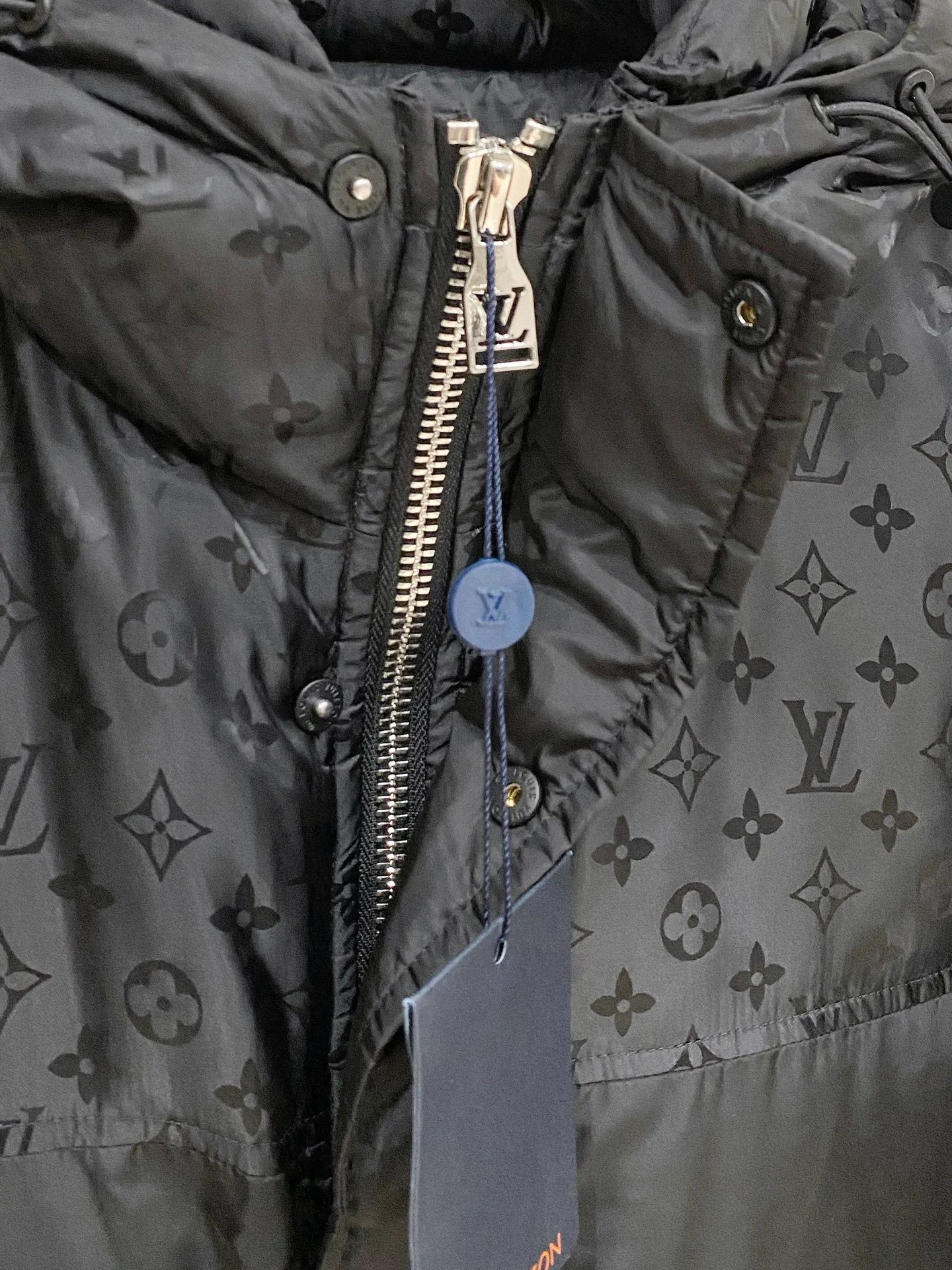 Men's Jackets And Down Jackets LOUIS VUITTON 18007589
