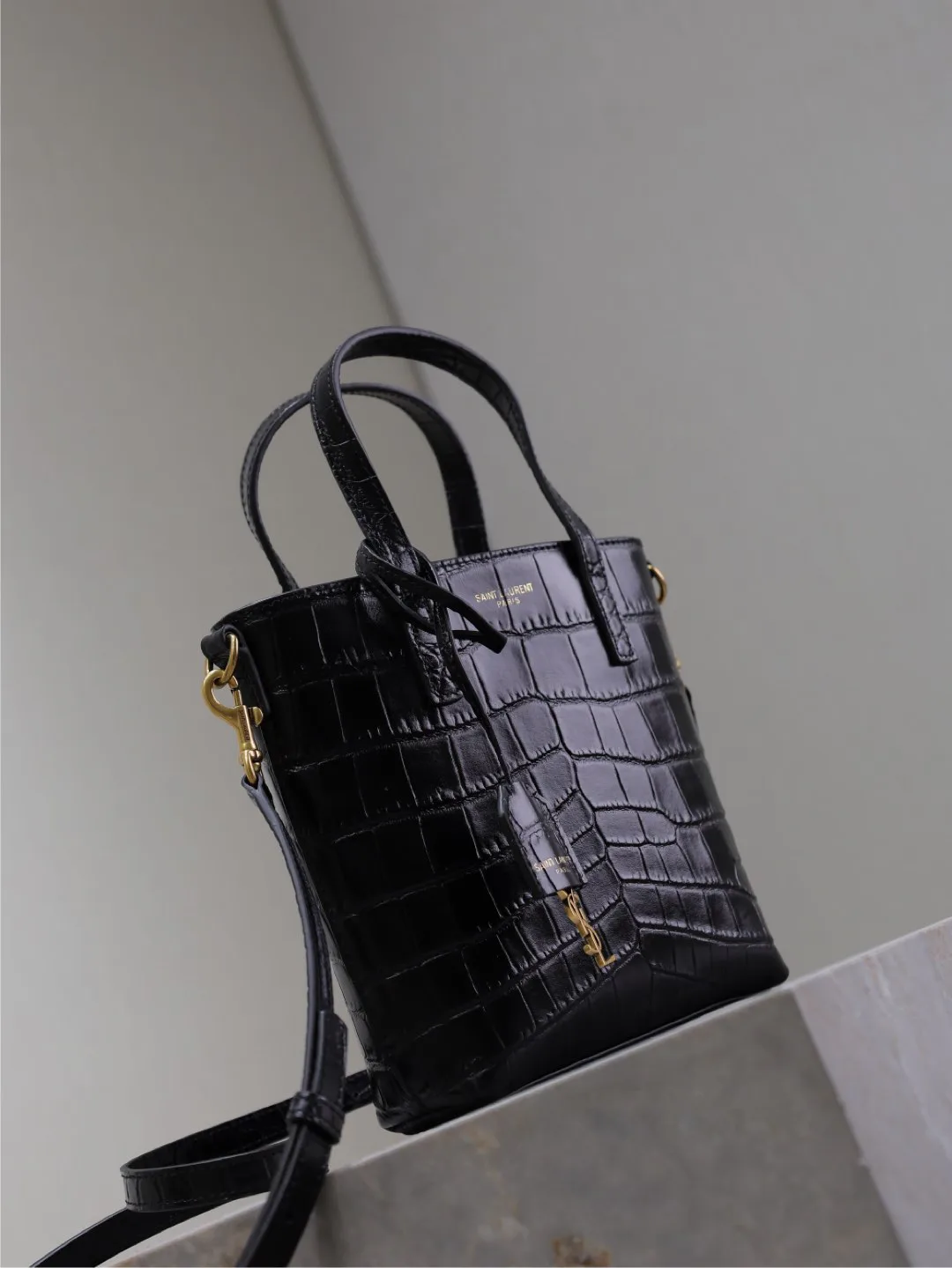 Women's Classic Handbags SAINT LAURENT 17320759