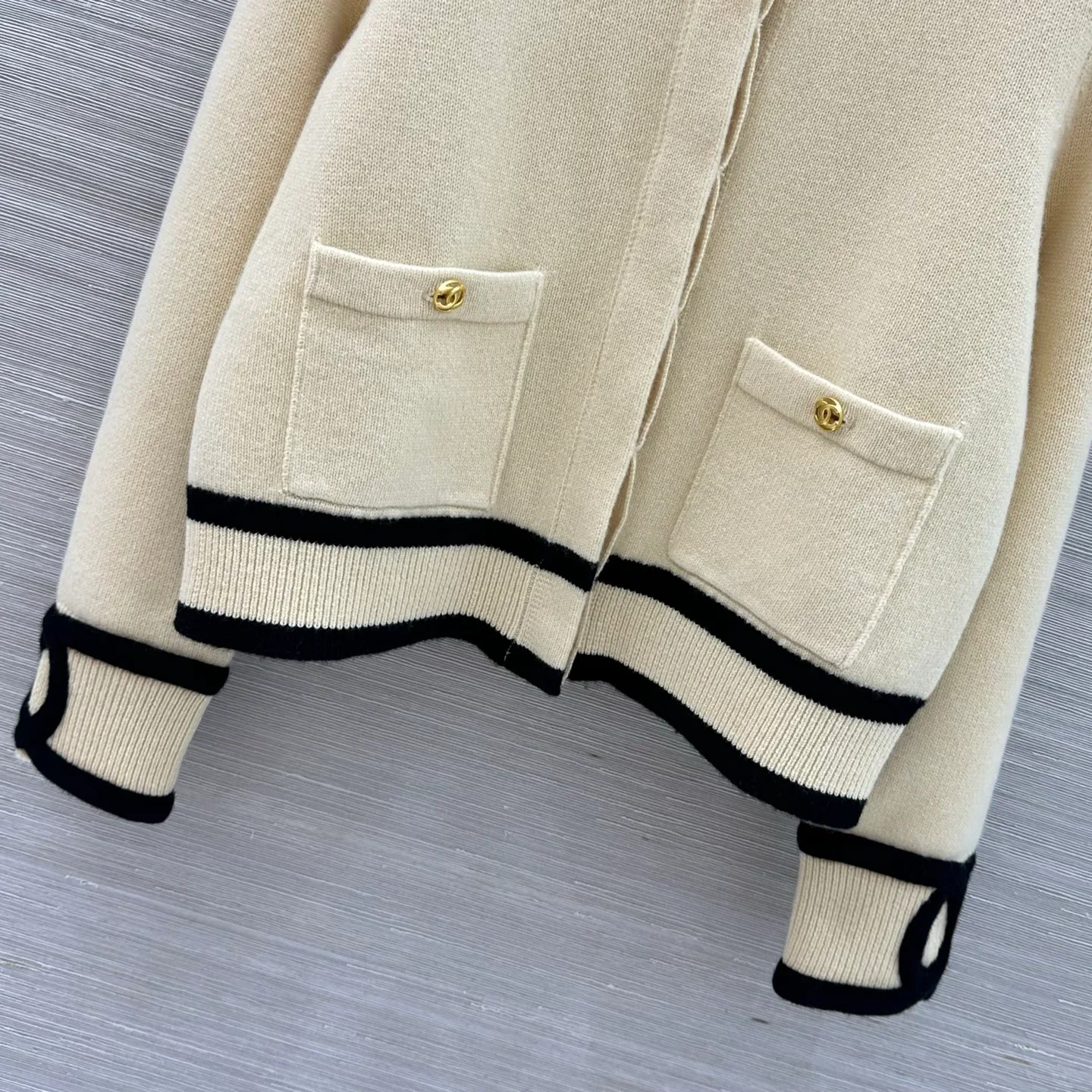 Women's Jumpers And Sweaters CHANEL 17998376