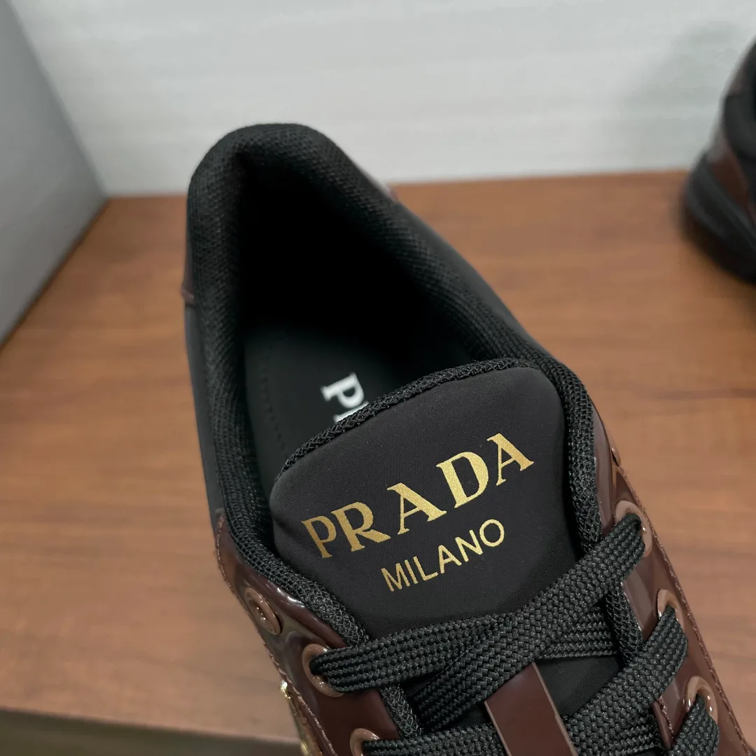 Men's Sneakers PRADA 17971391