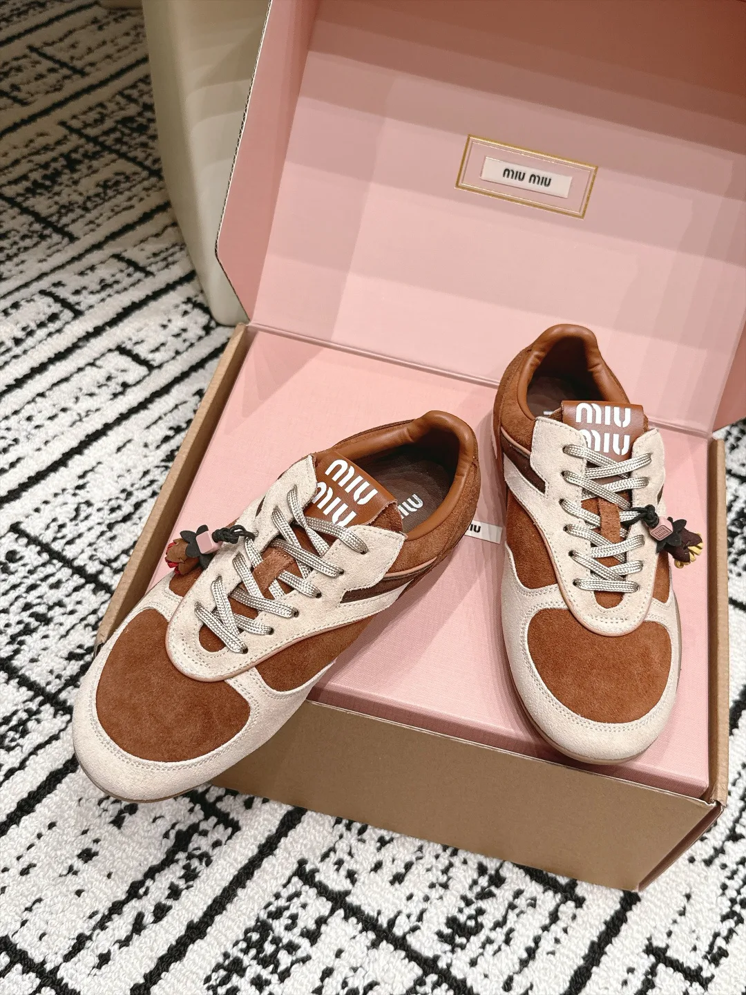 Women's Sneakers MIU MIU 18490654