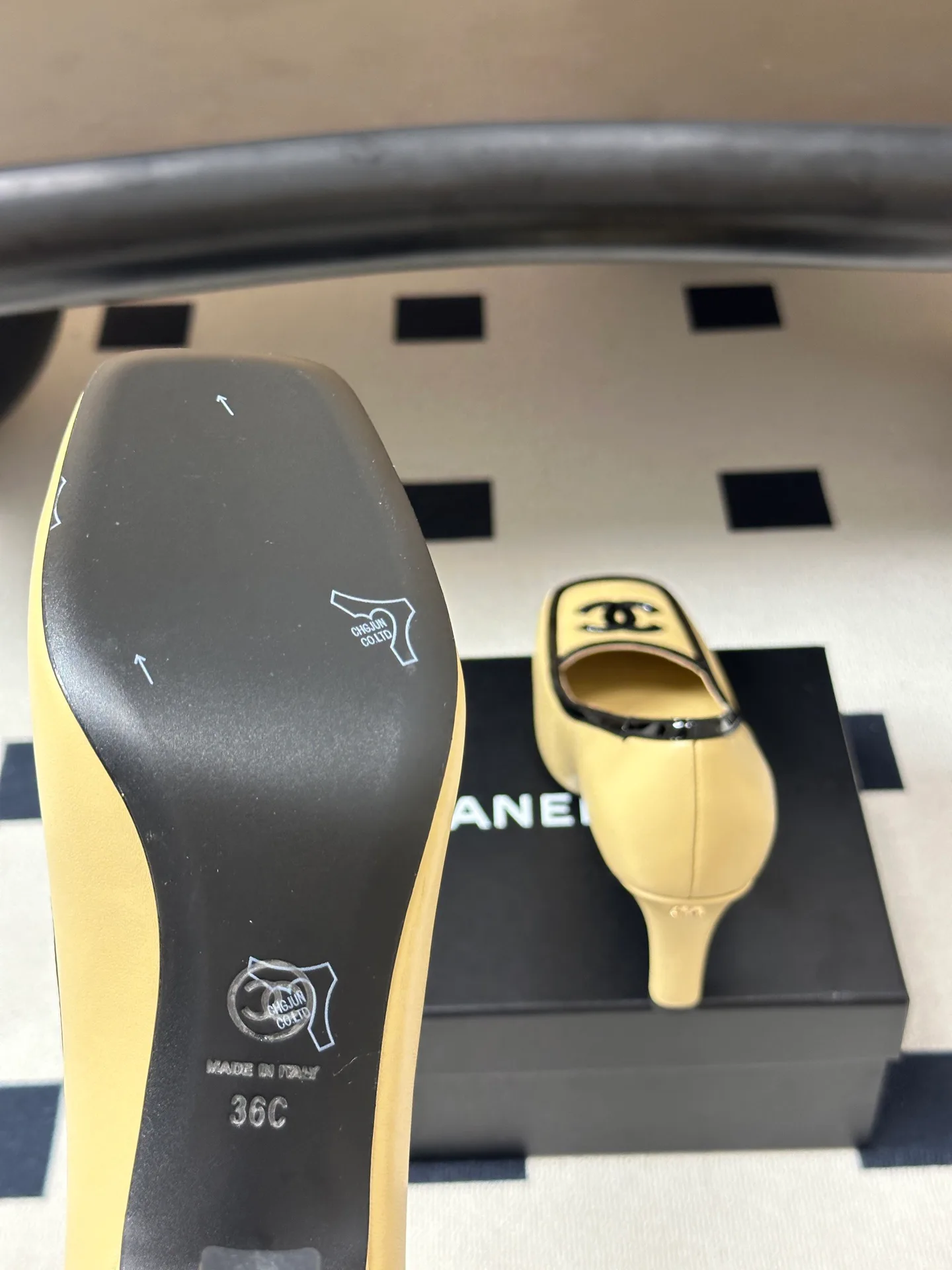 Women's Heels CHANEL 18049714