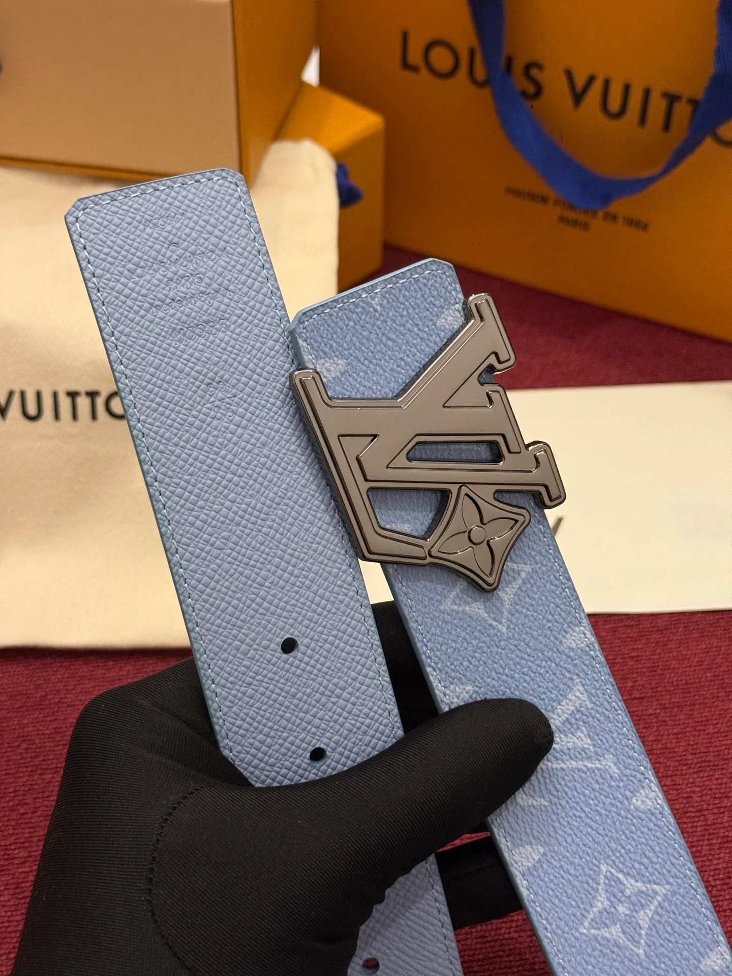 Belts LOUIS VUITTON 18262494