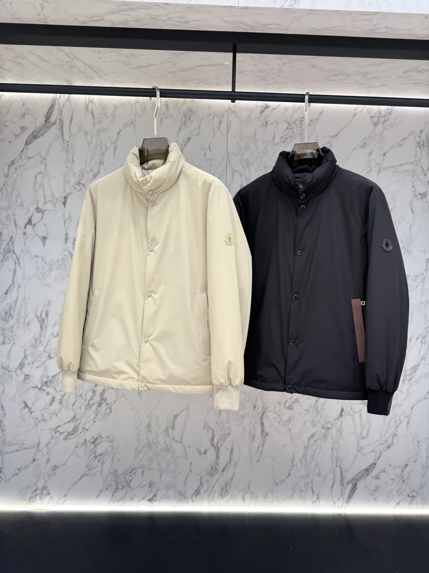 Куртки И Пуховики Мужские Moncler 18684604