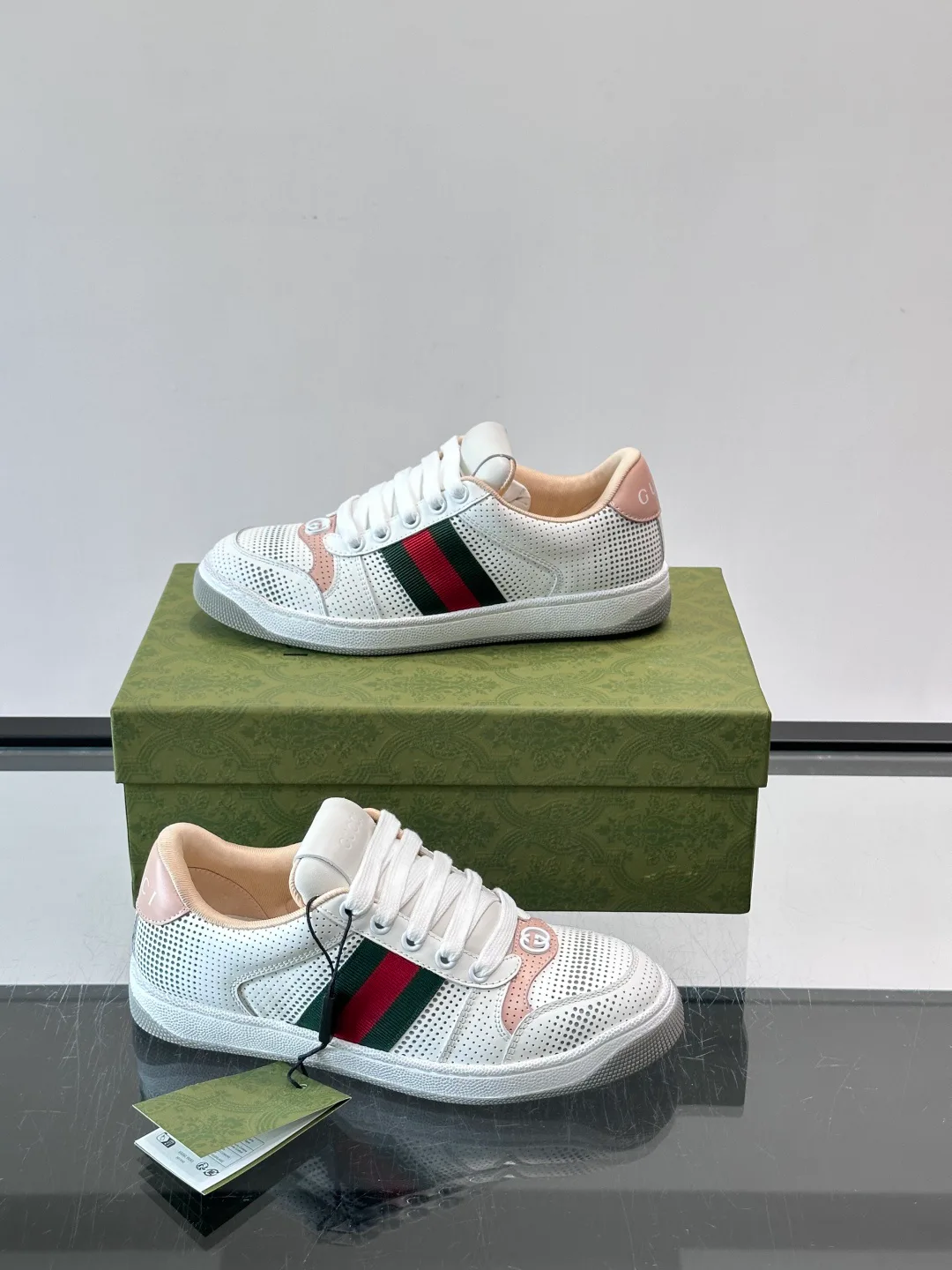 Men's Sneakers GUCCI 18142193