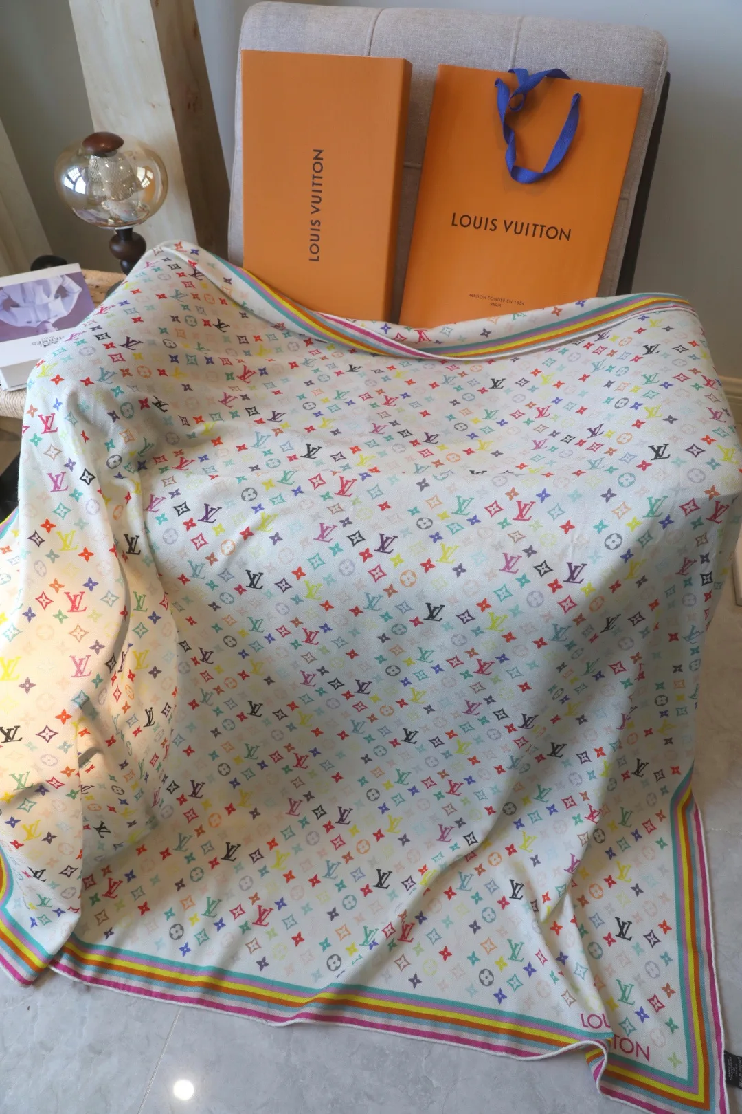 Silk Scarves LOUIS VUITTON 18222509
