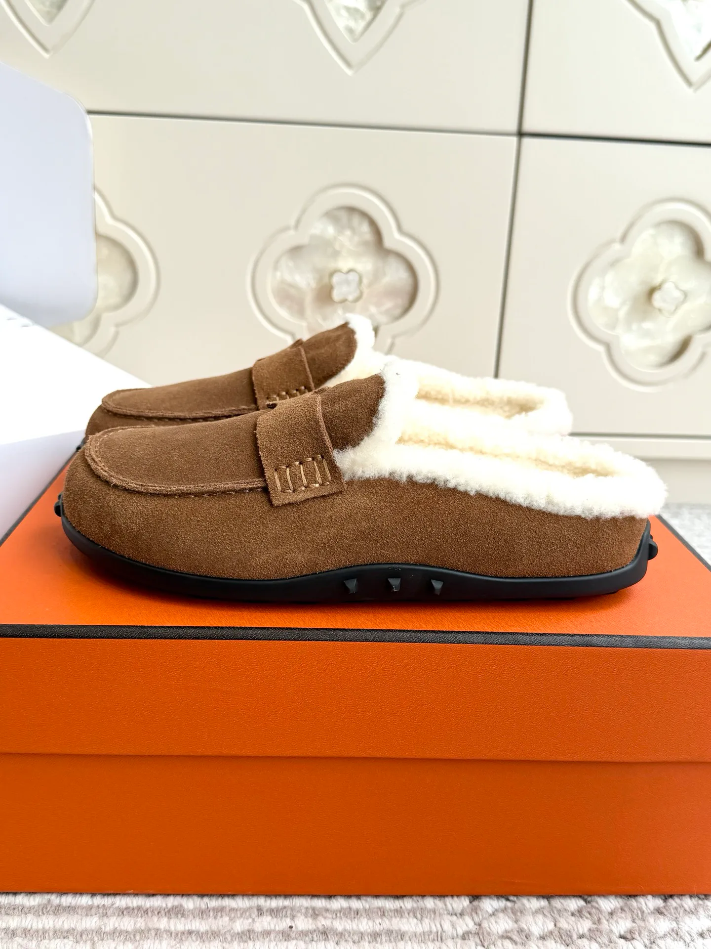 Women's Loafers And Moccasins HERMES 18146429