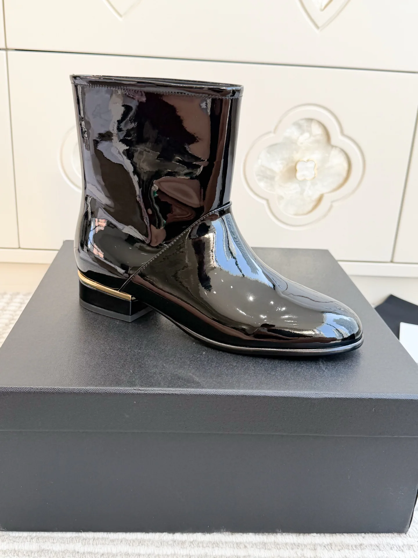Women's Booties CHANEL 18360477