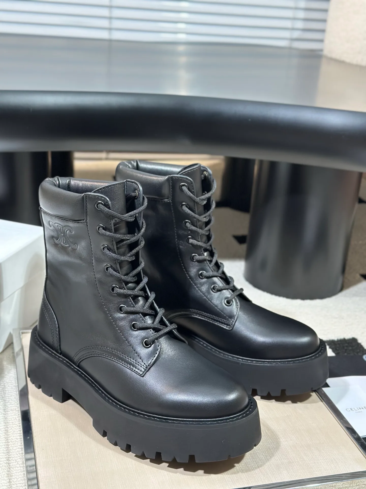 Women's Ankle Boots CELINE 18041649