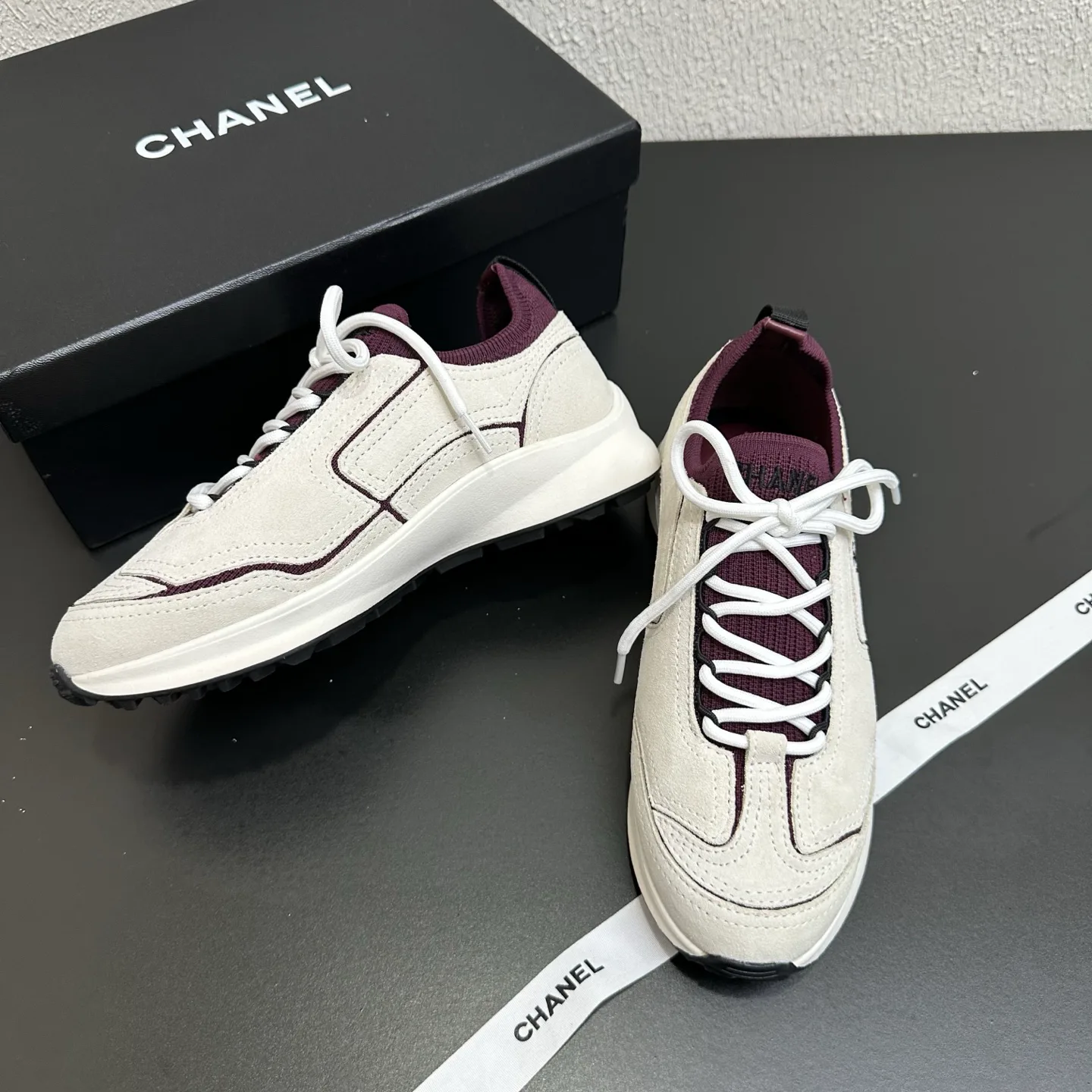 Women's Sneakers CHANEL 17934450
