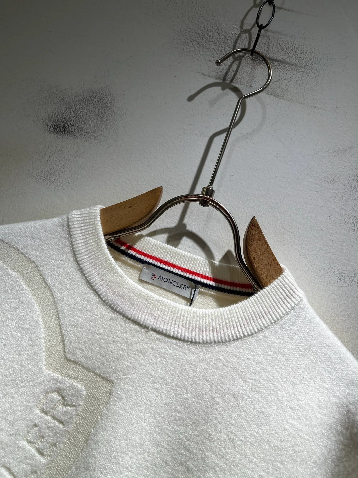Men's Jumpers And Sweaters MONCLER 18243856