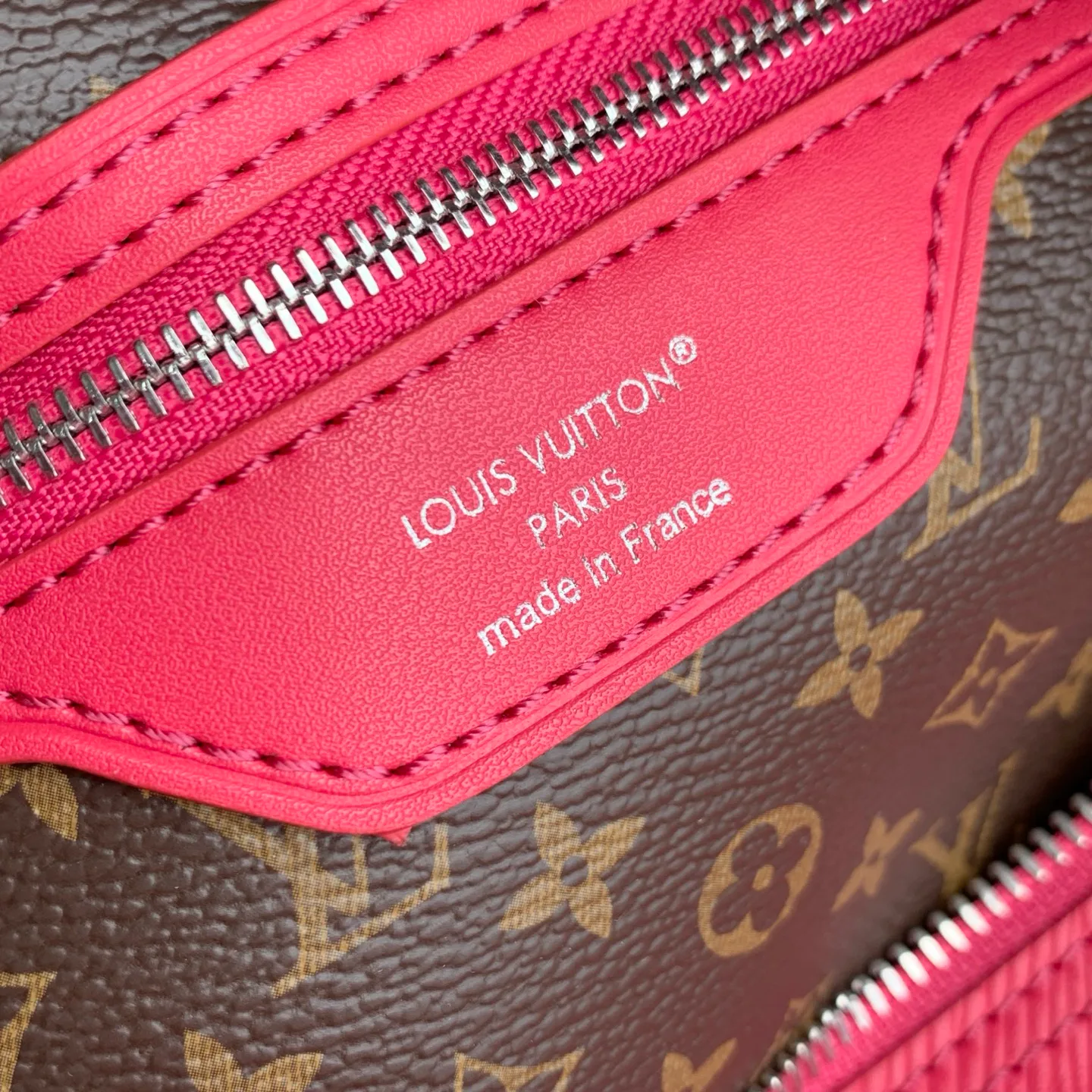 Women's Classic Handbags LOUIS VUITTON 18147548
