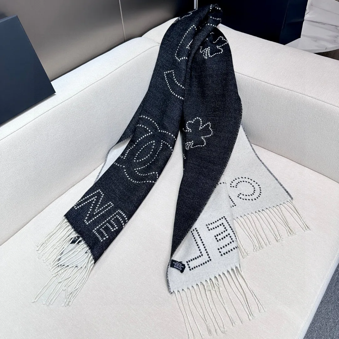Scarves CHANEL 18322286