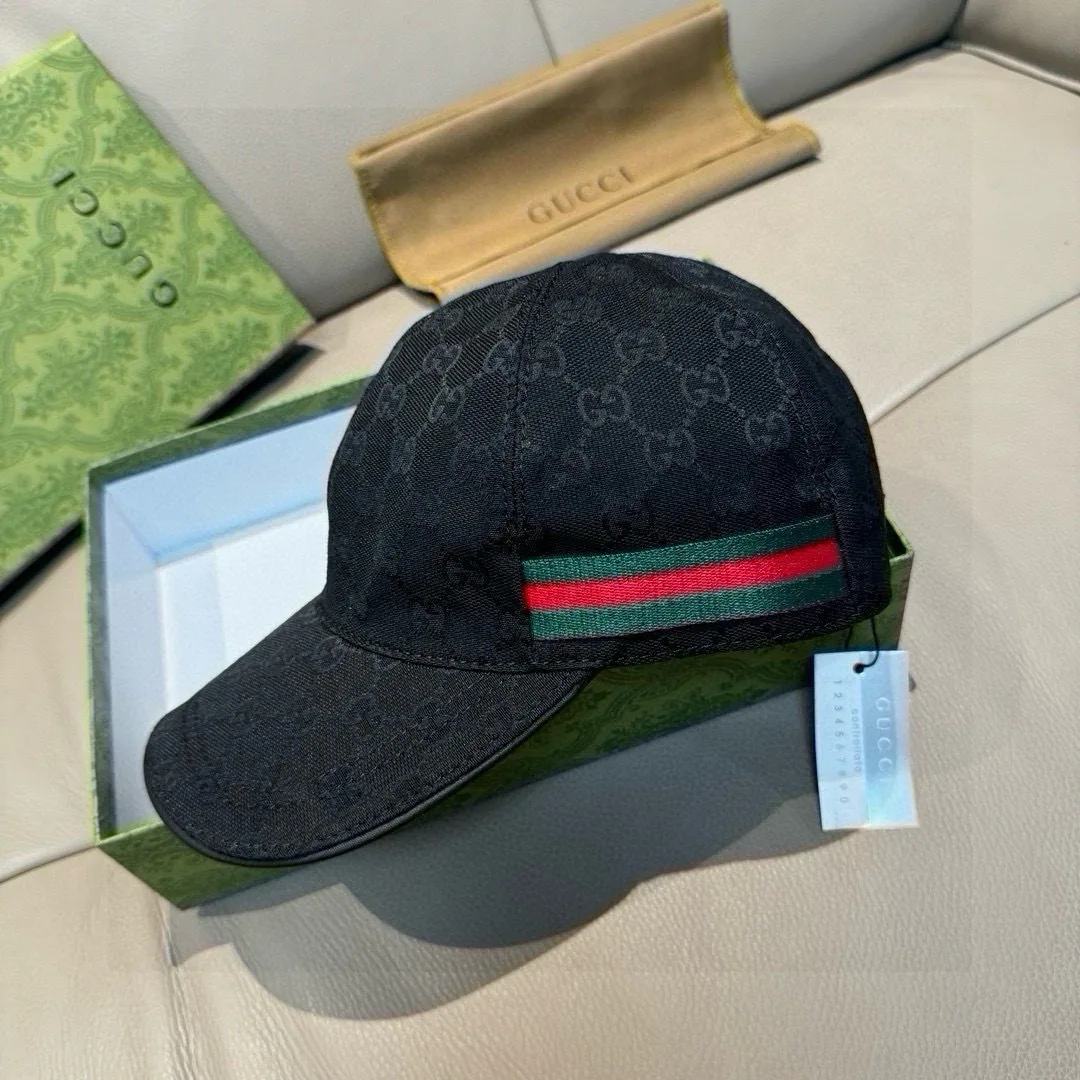 Hats GUCCI 18347042