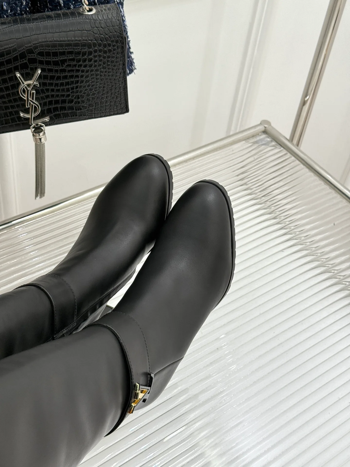 Women's Boots LOUIS VUITTON 18092816
