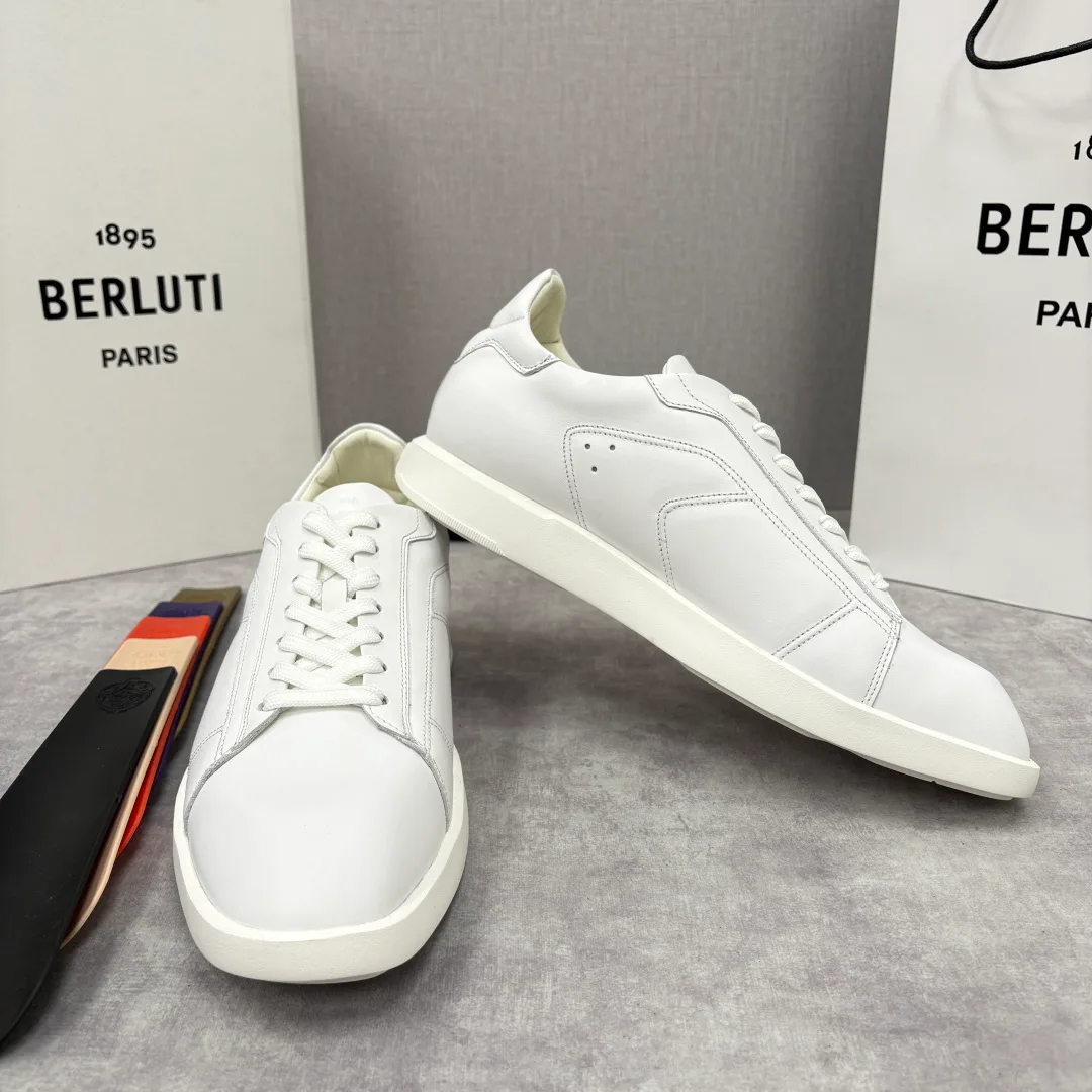 Men's Sneakers BERLUTI 18117370