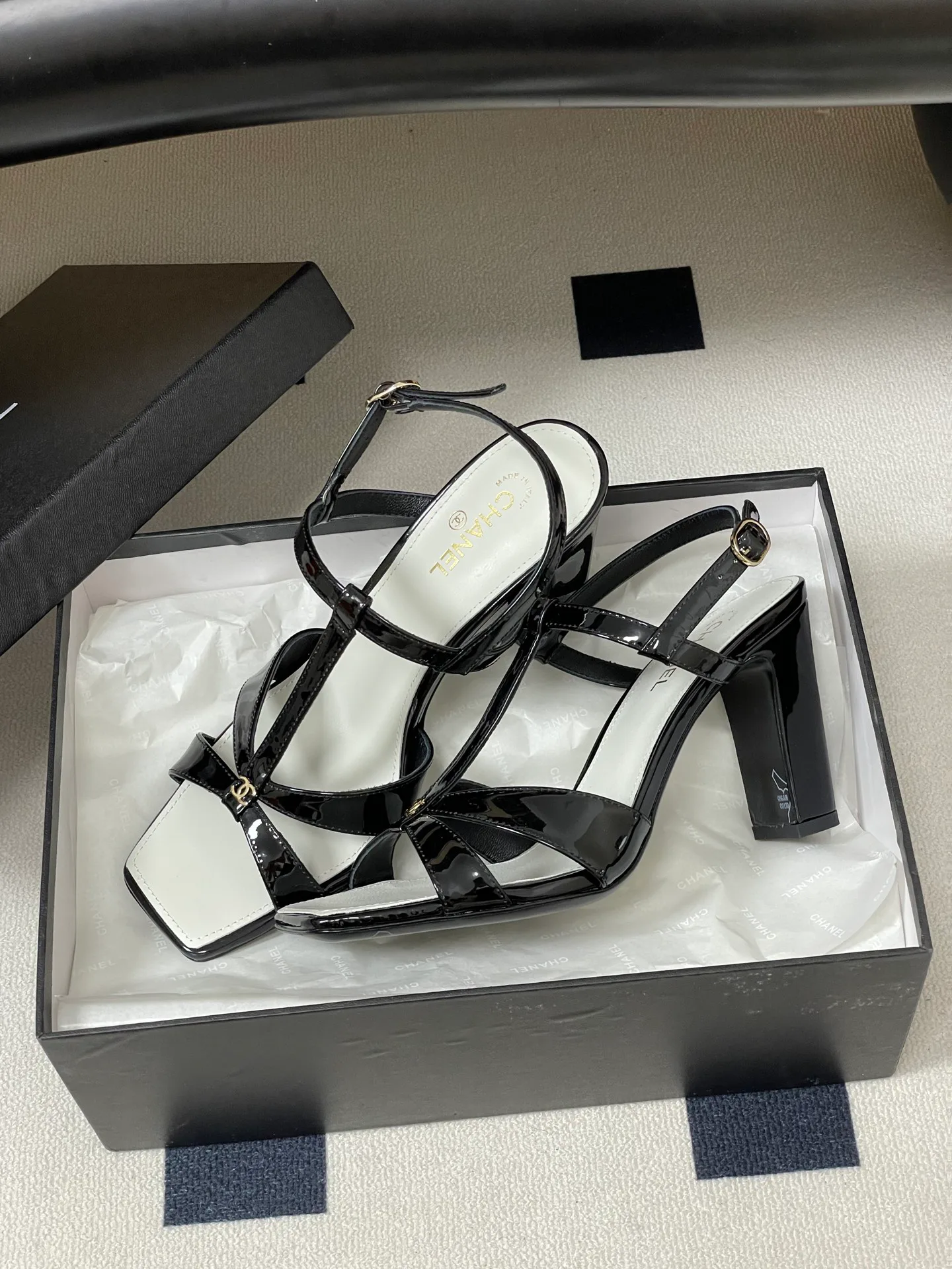 Women's Open-Toe Sandals CHANEL 17302903