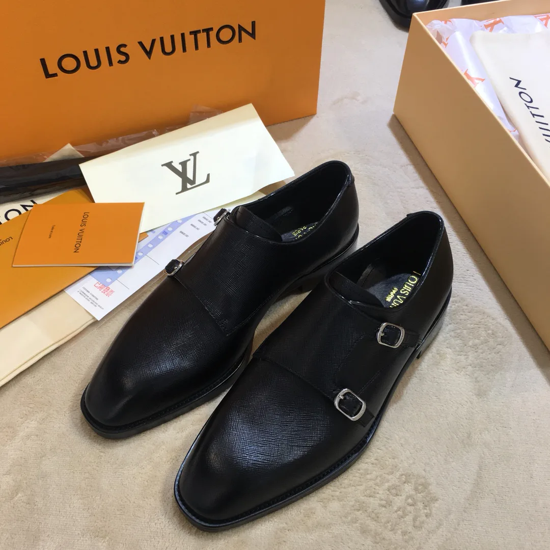 Men's Loafers And Dress Shoes LOUIS VUITTON 17955343