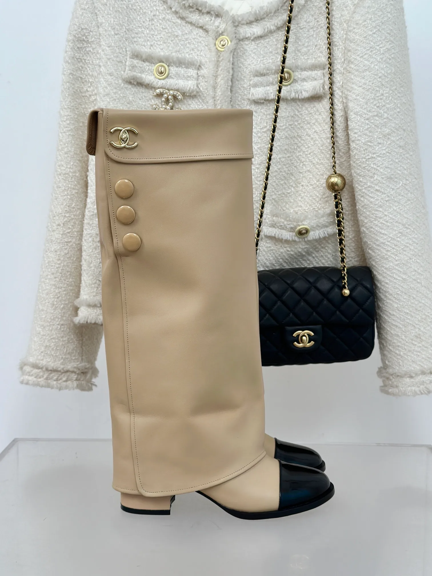 Women's Boots CHANEL 18154386
