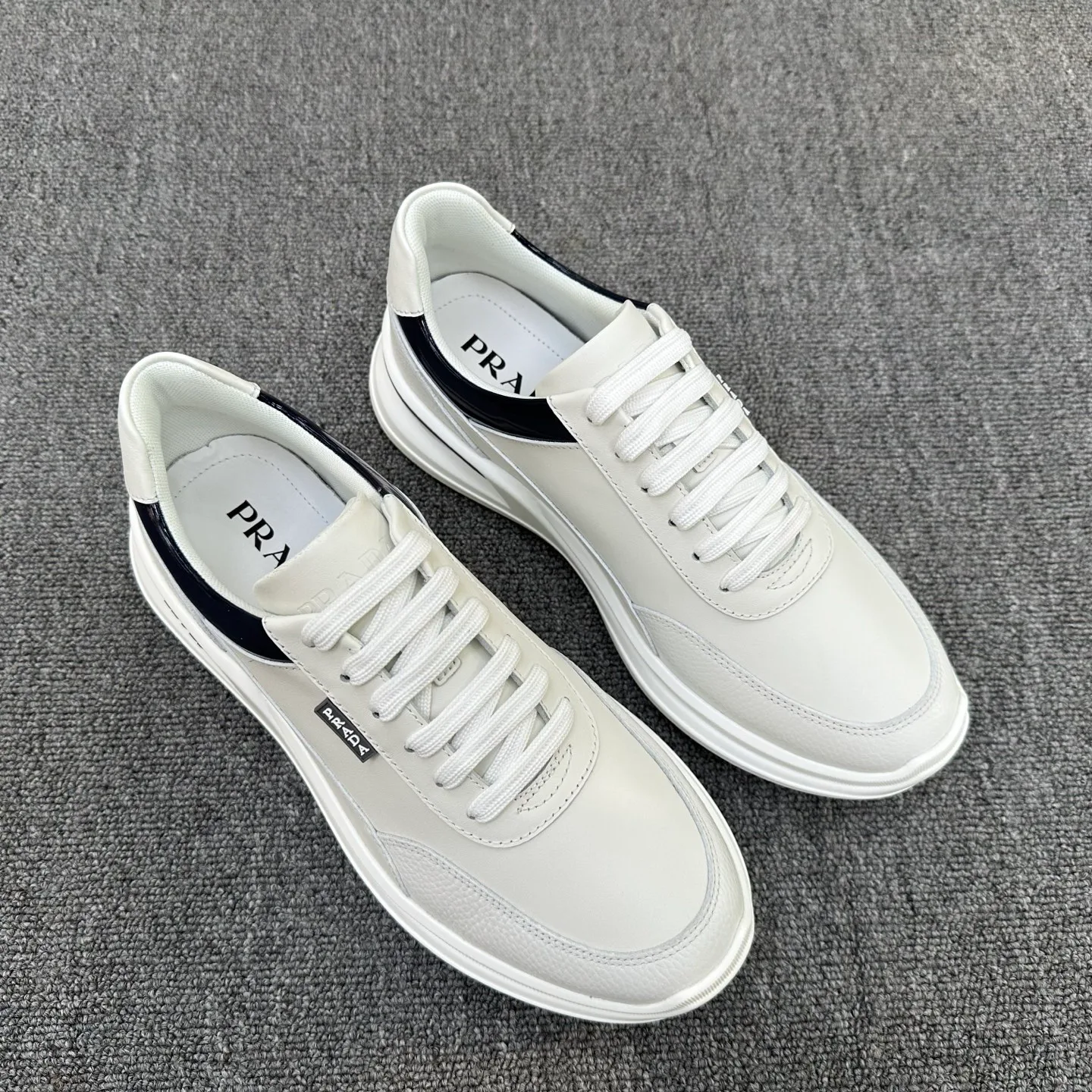 Men's Sneakers PRADA 18076334