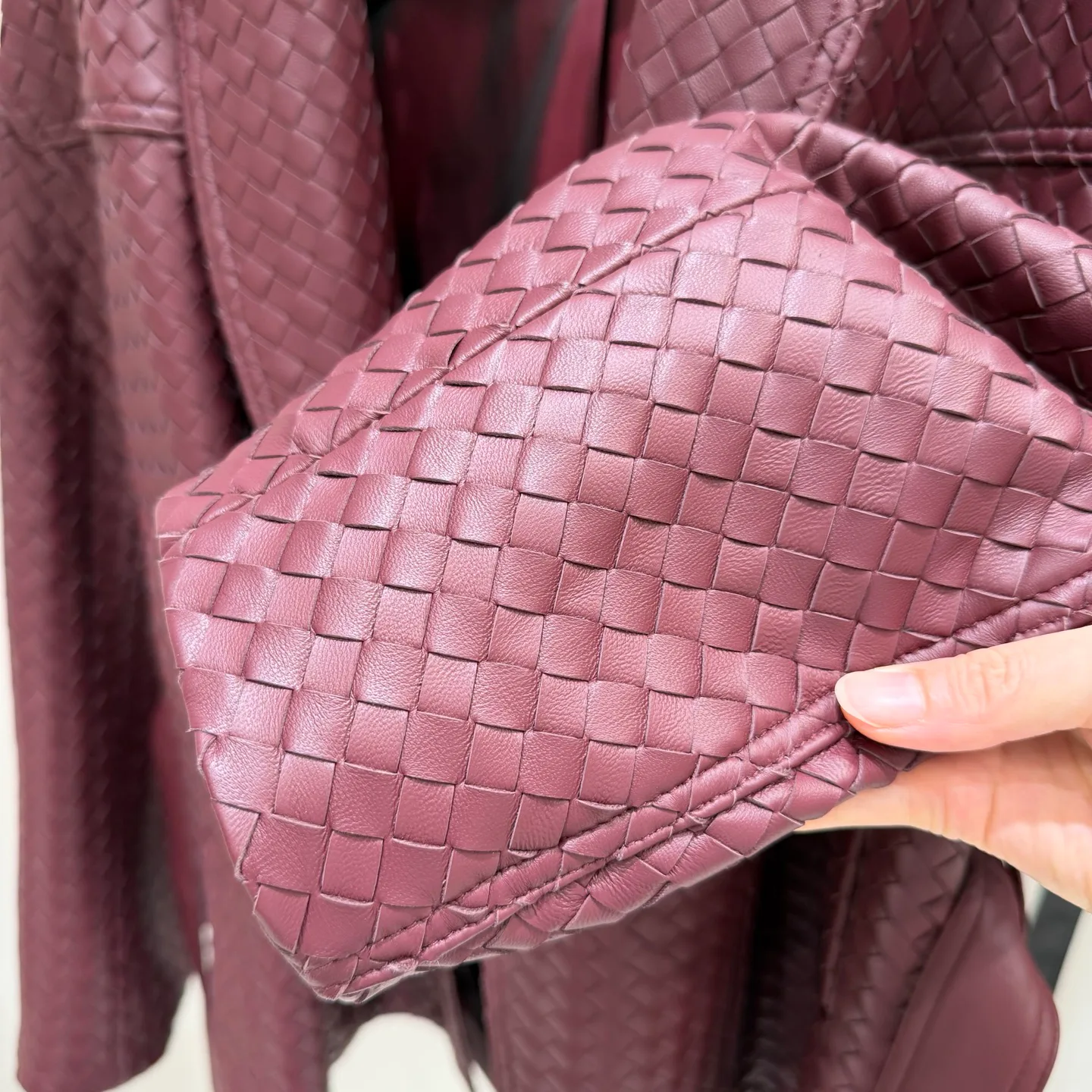 Women's Leather Jackets And Sheepskin Coats BOTTEGA VENETA 18335422