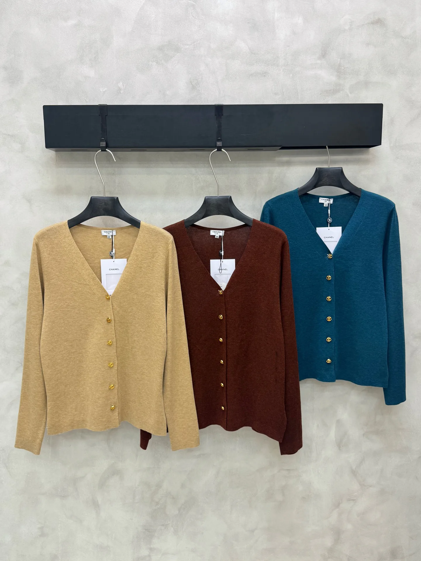 Women's Jumpers And Sweaters CHANEL 18138394