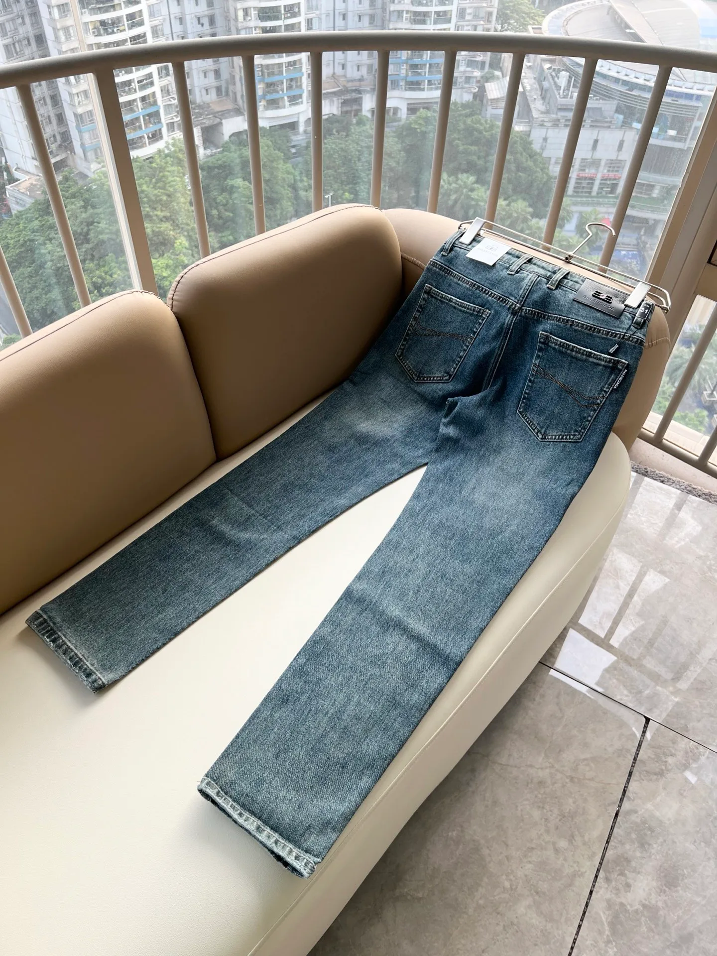 Men's Jeans BALENCIAGA 18446400
