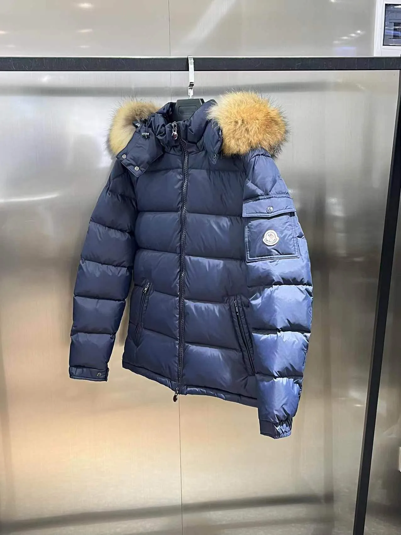 Men's Jackets And Down Jackets MONCLER 18130000