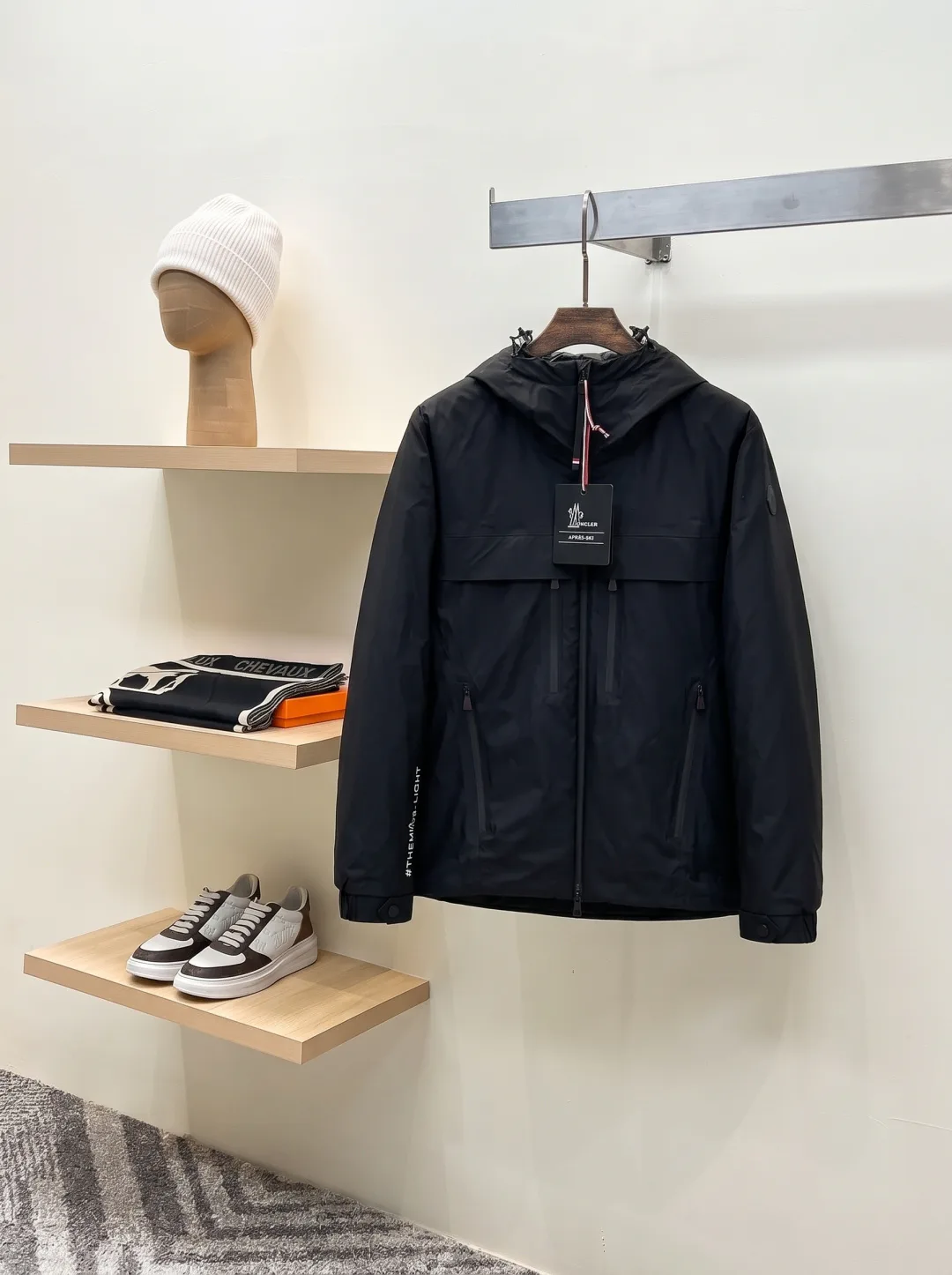 Куртки И Пуховики Мужские Moncler 18596617