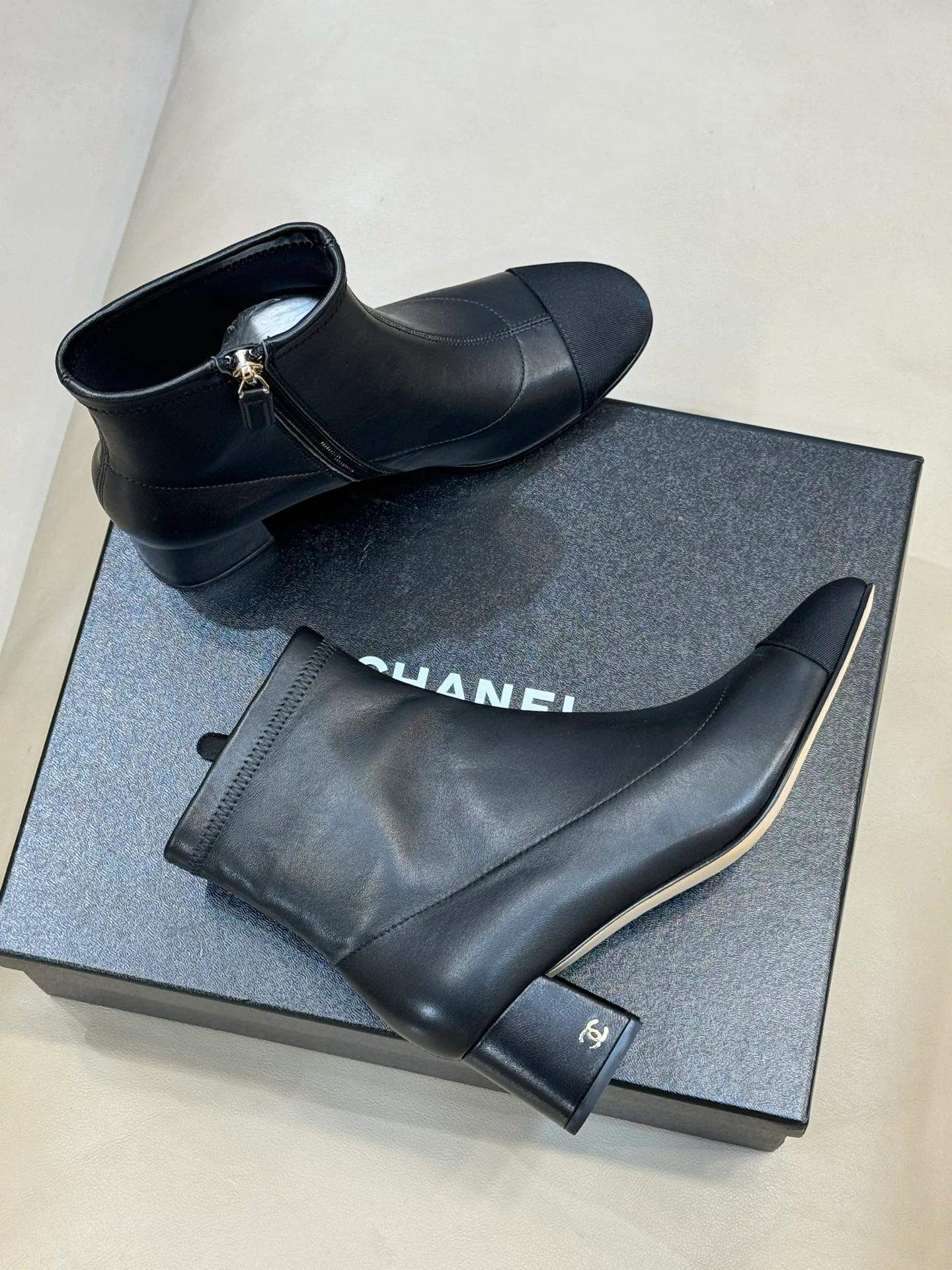 Women's Booties CHANEL 18194182