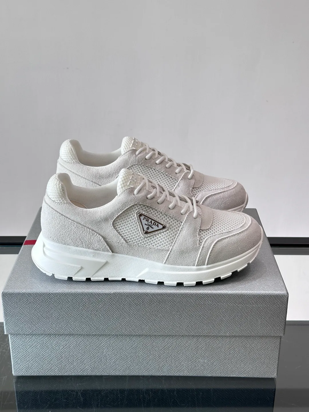 Women's Sneakers PRADA 18102649