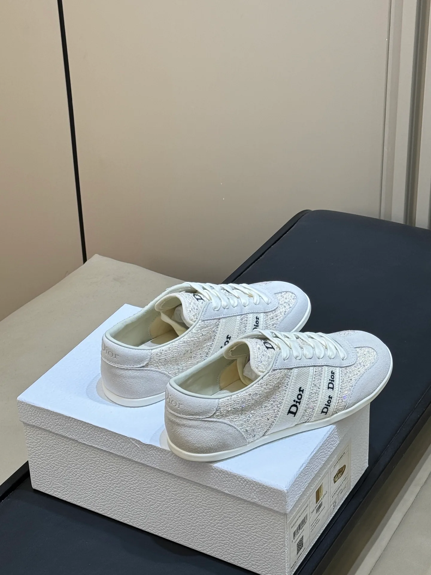 Women's Sneakers CHRISTIAN DIOR 18073068