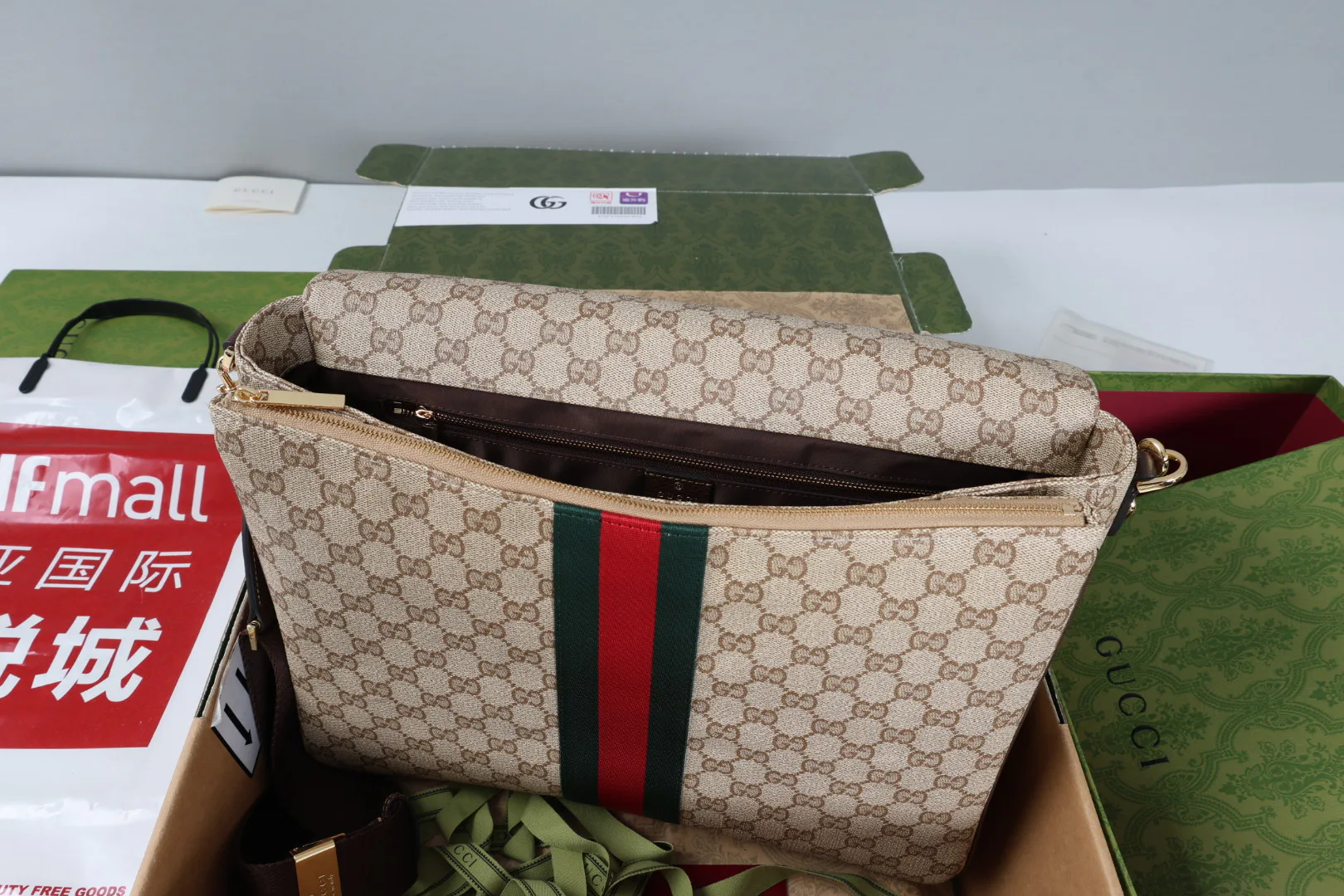 Women's Classic Handbags GUCCI 18065488