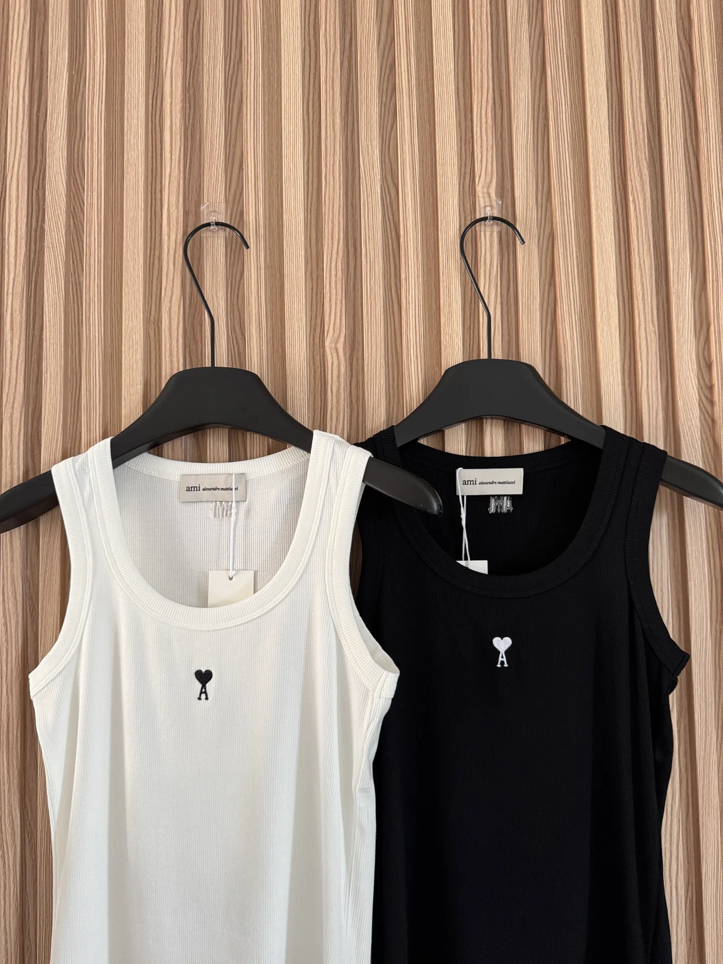Women's Tops AMI PARIS 17954561
