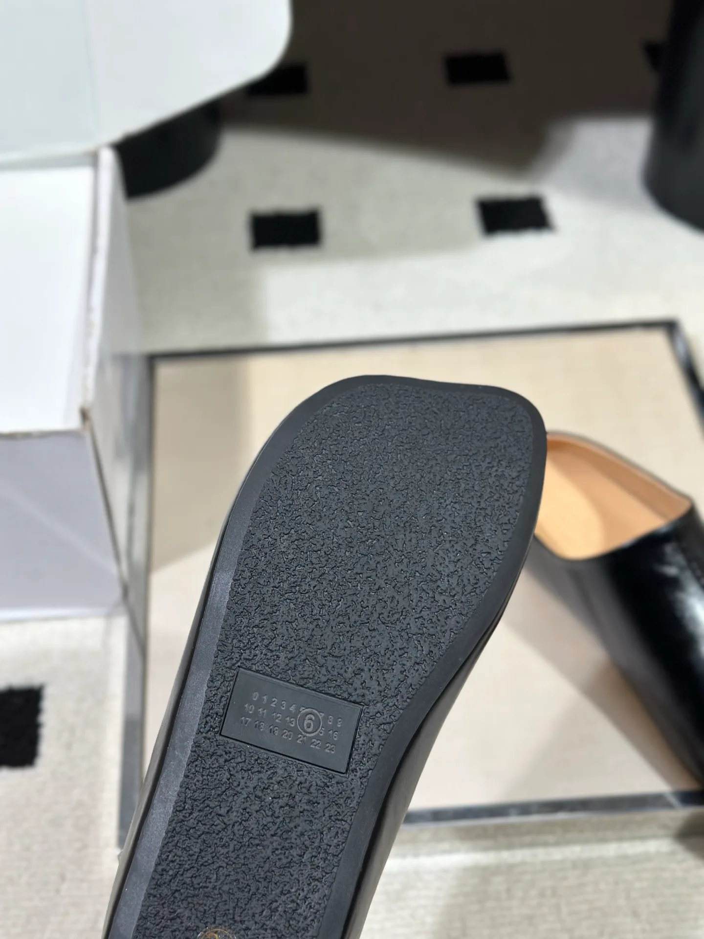 Women's Mules And Clogs MAISON MARGIELA 18041745