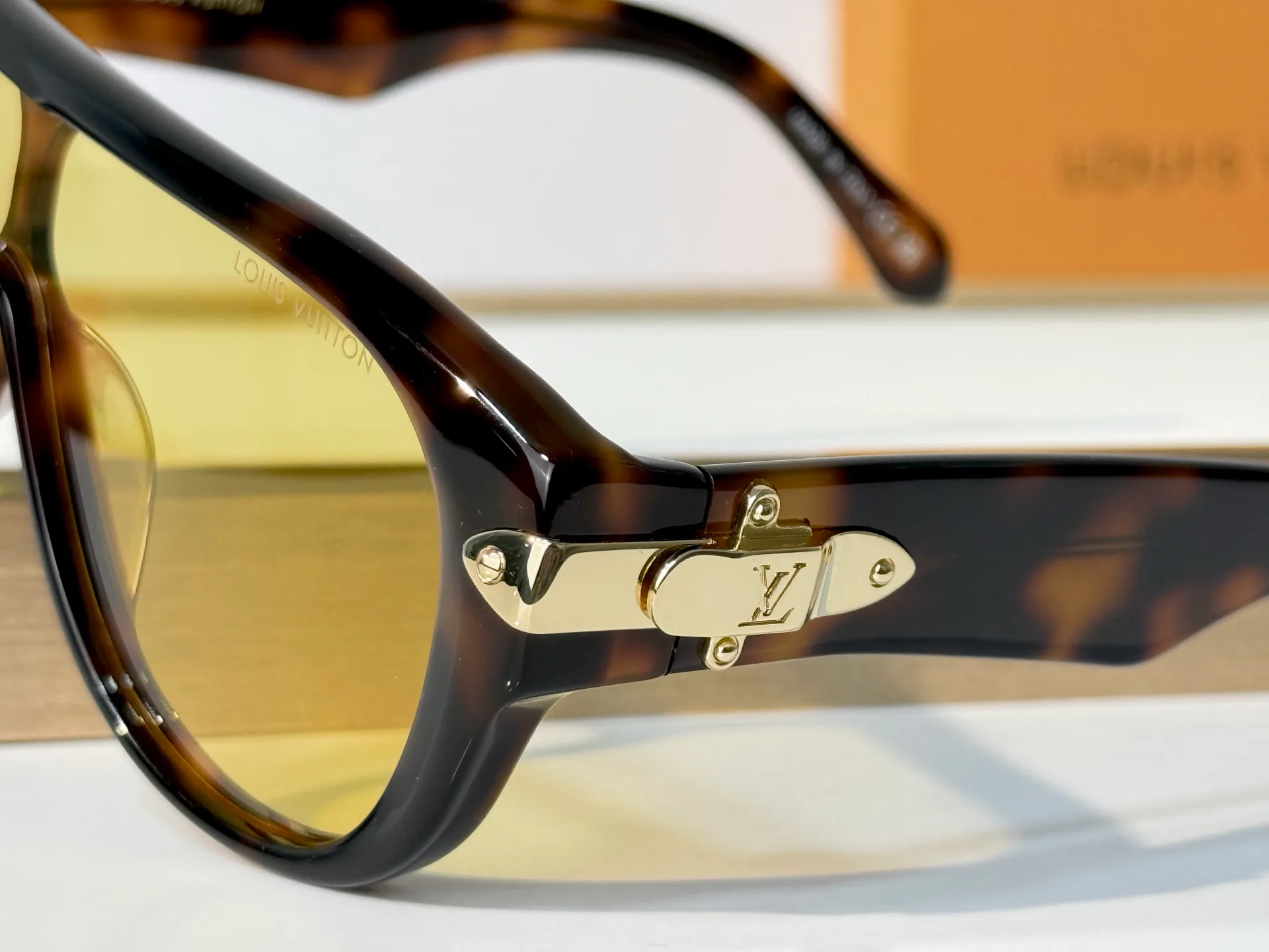 Glasses LOUIS VUITTON 18453192