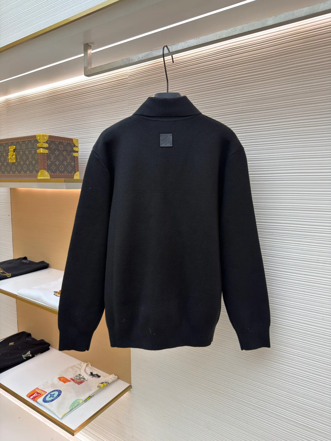 Men's Jackets And Down Jackets LOUIS VUITTON 17527119