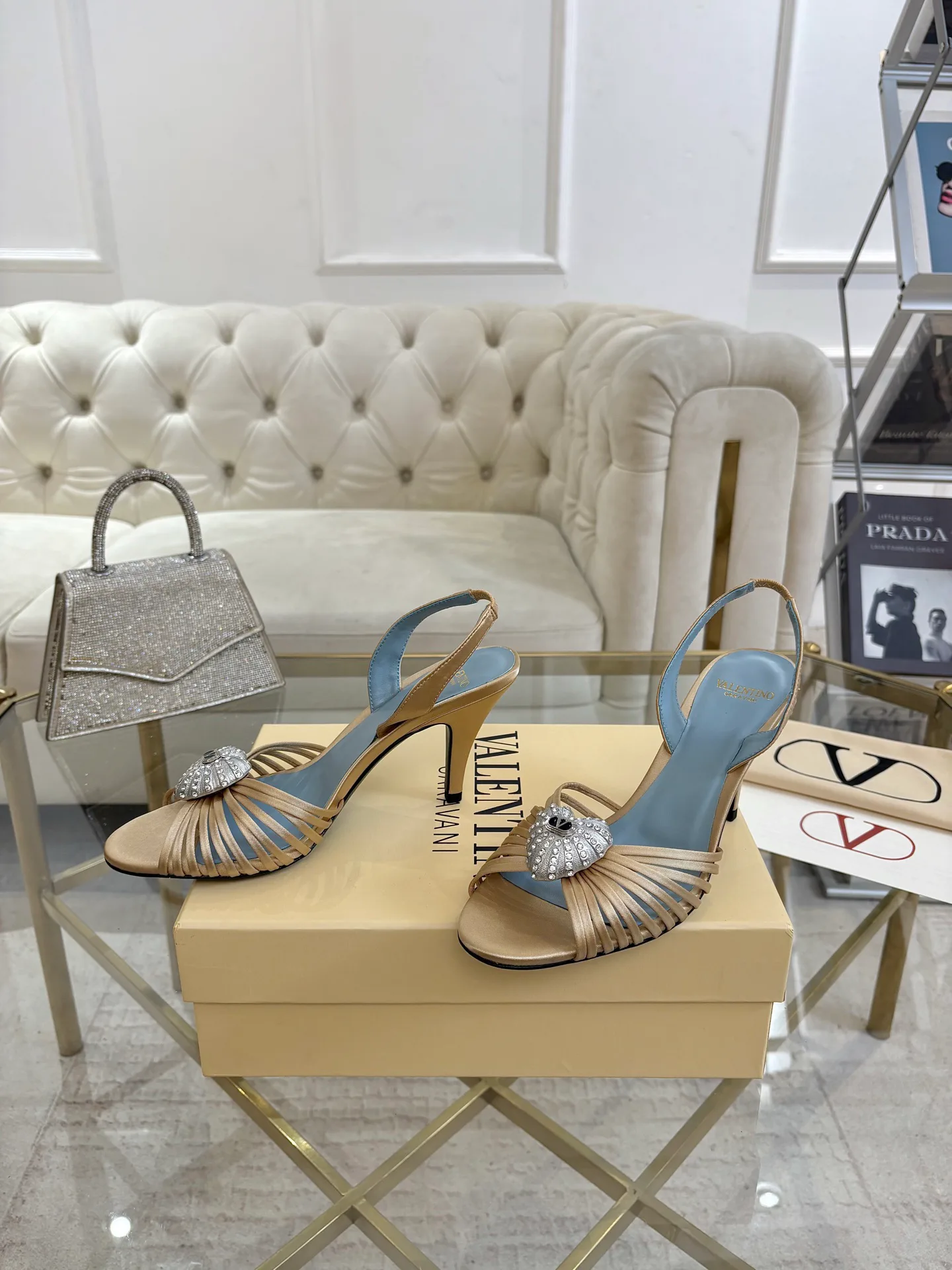 Women's Open-Toe Sandals VALENTINO 18135268