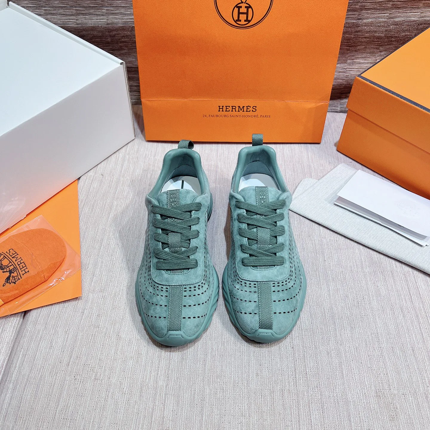 Women's Sneakers HERMES 17749566
