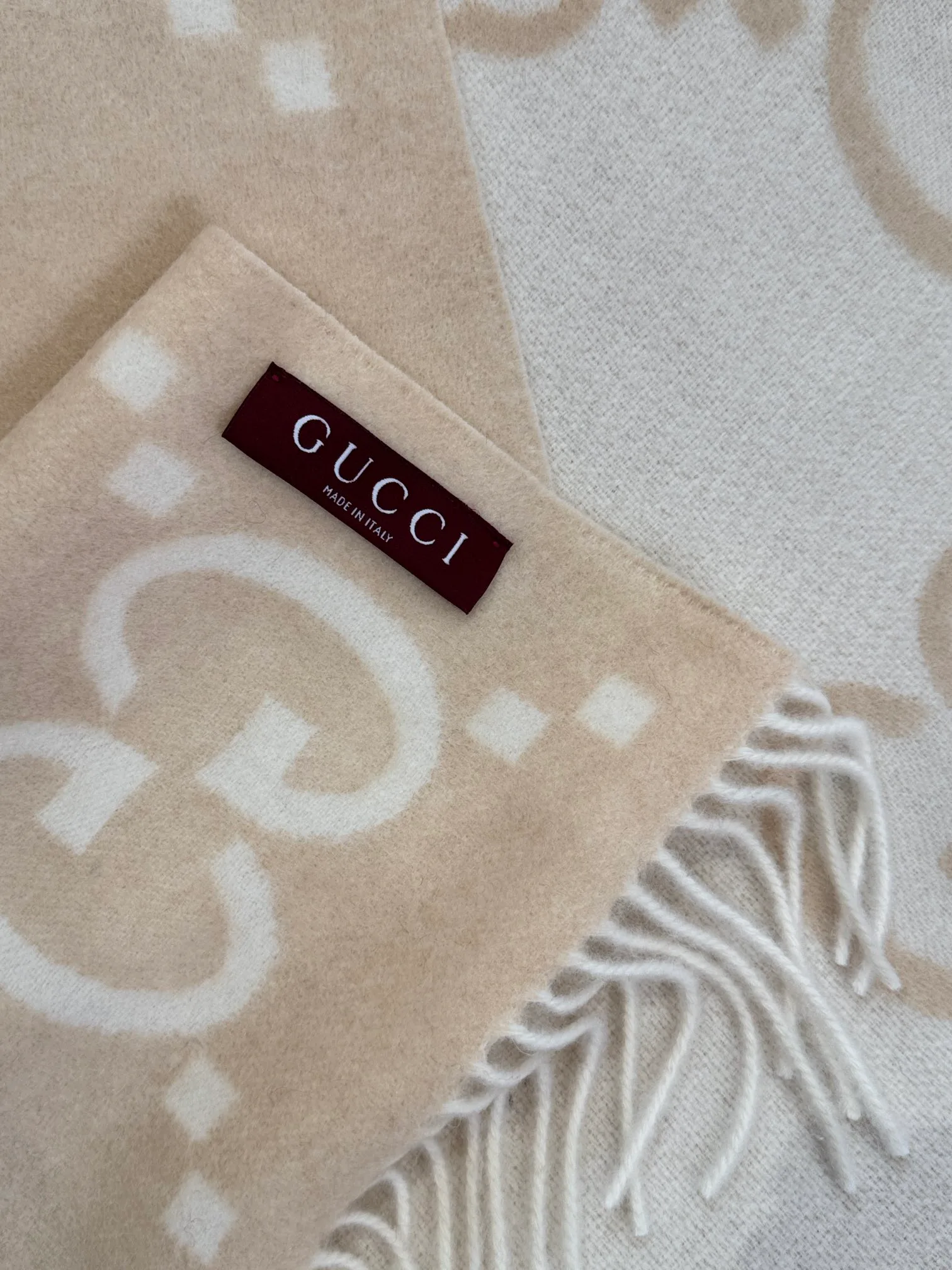 Scarves GUCCI 17935938