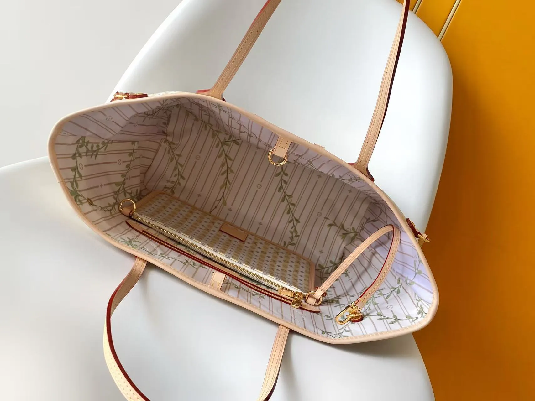 Women's Classic Handbags LOUIS VUITTON 17483325