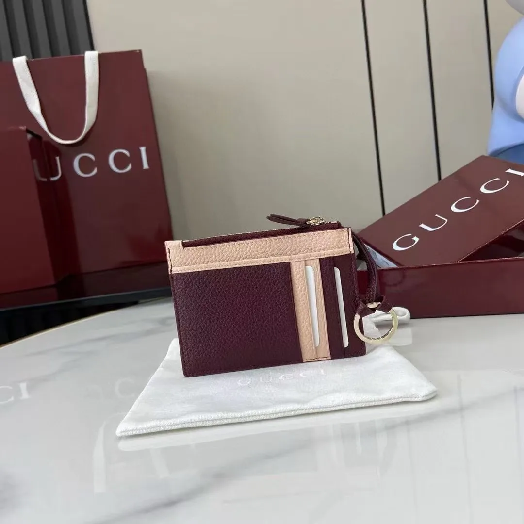 Women's Clutches GUCCI 17882885