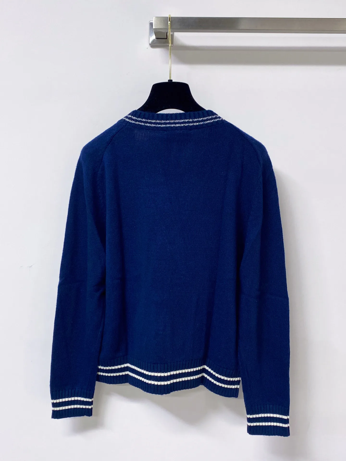 Women's Jumpers And Sweaters CHANEL 18311159
