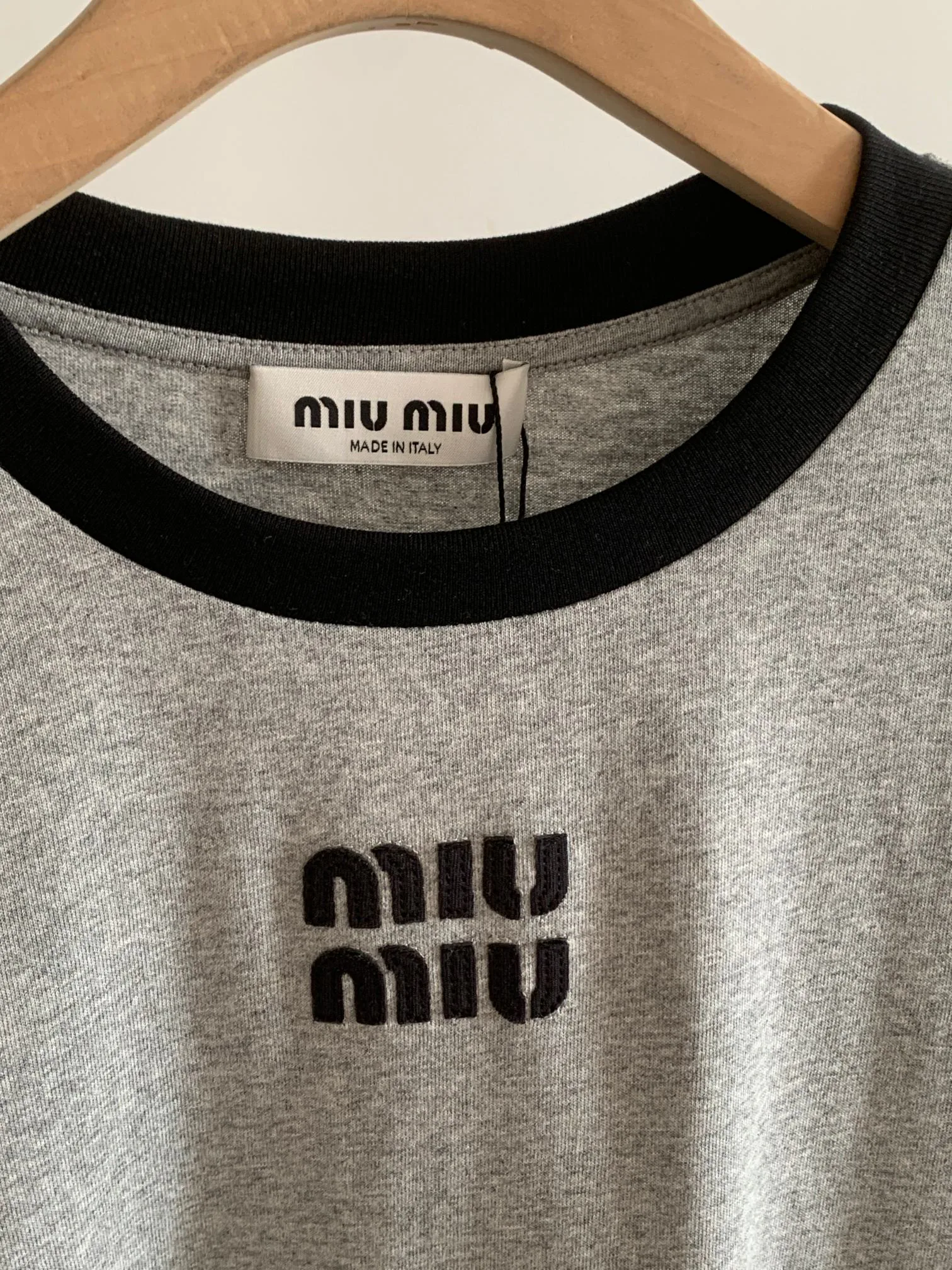 Women's T-Shirts MIU MIU 17881332