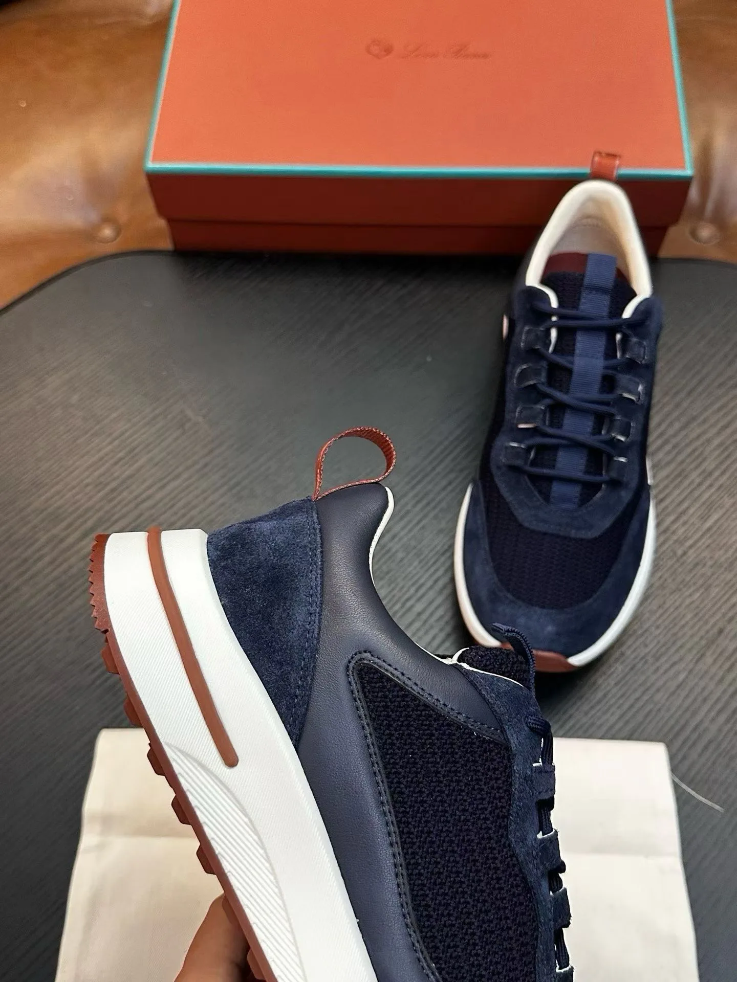 Men's Sneakers LORO PIANA 18143009