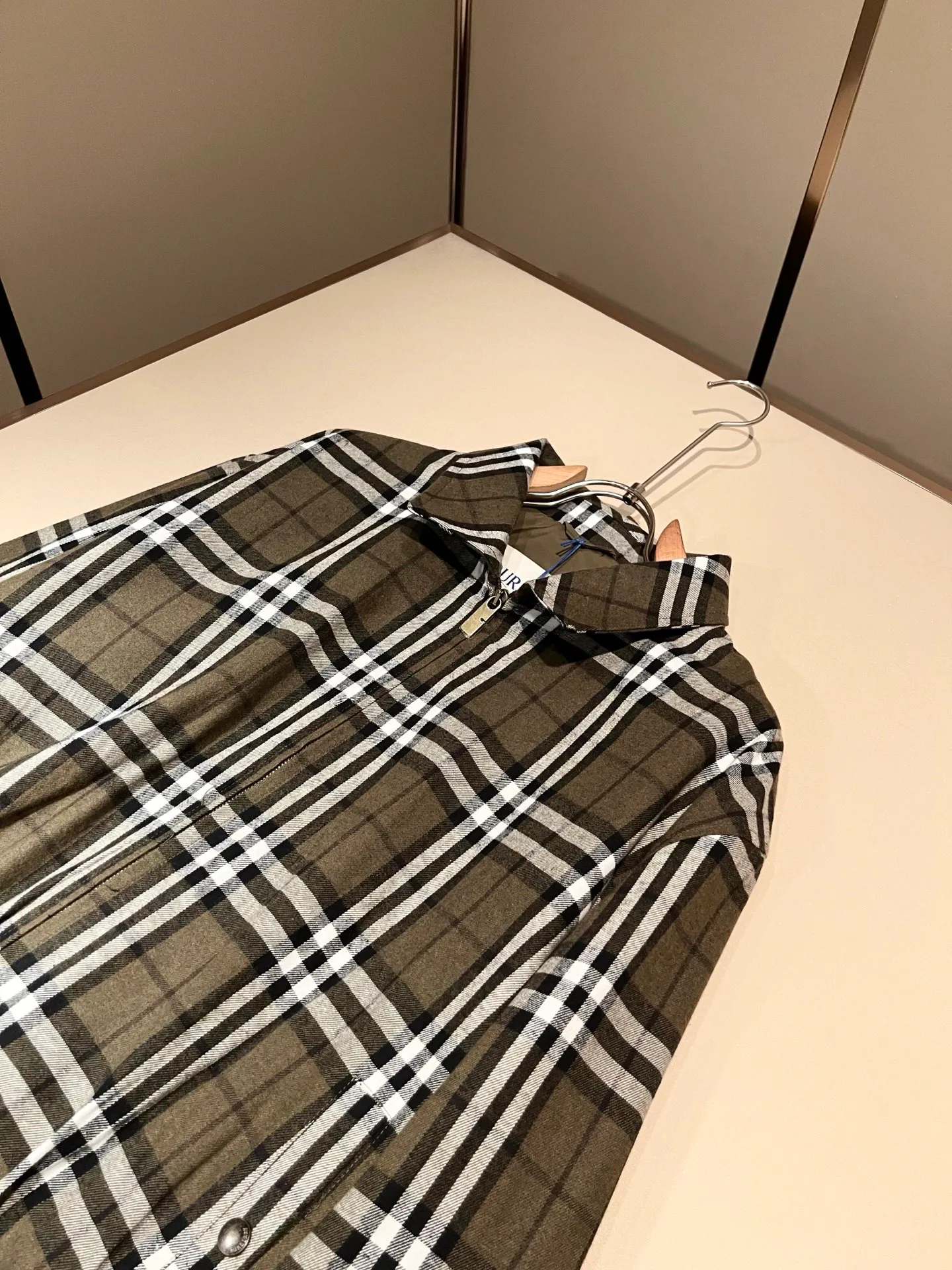 Men's Jackets And Down Jackets BURBERRY 18343149
