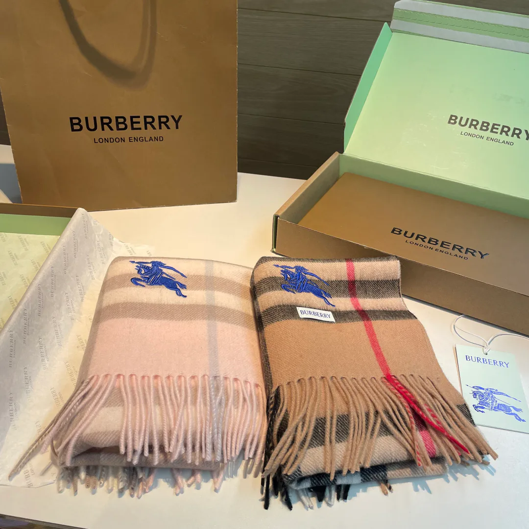 Scarves BURBERRY 18449890