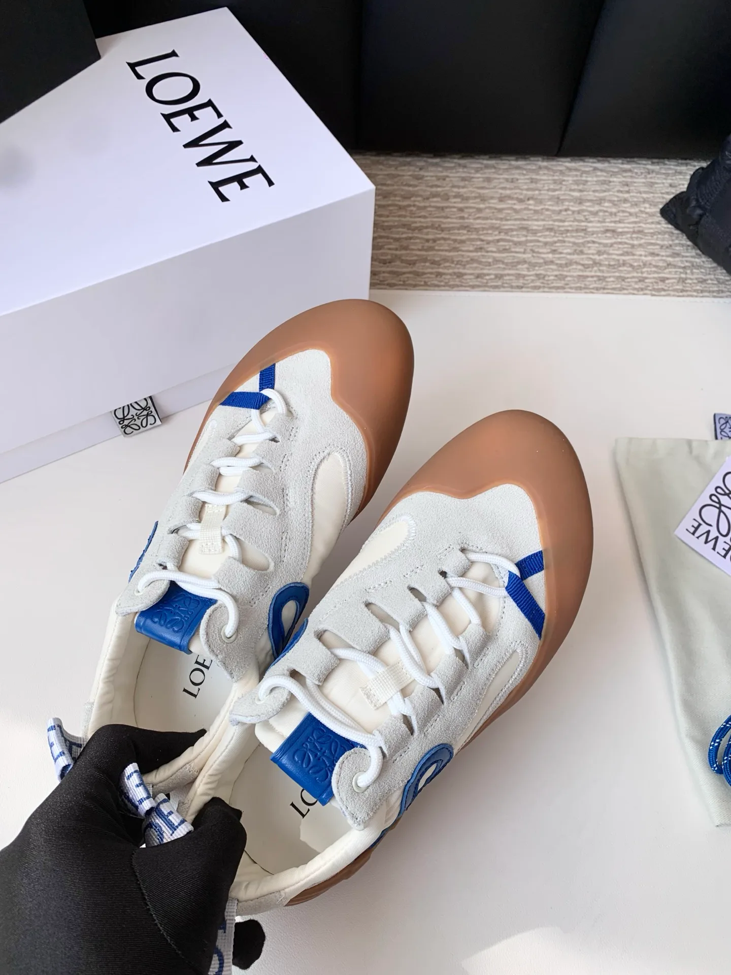 Women's Sneakers LOEWE 17990611